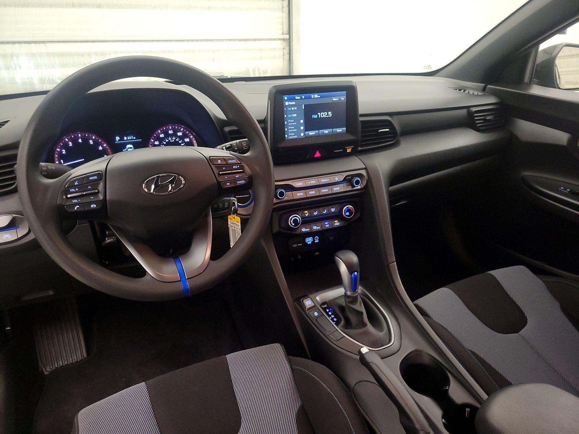 Thumbnail: 2019 Hyundai Veloster - 9
