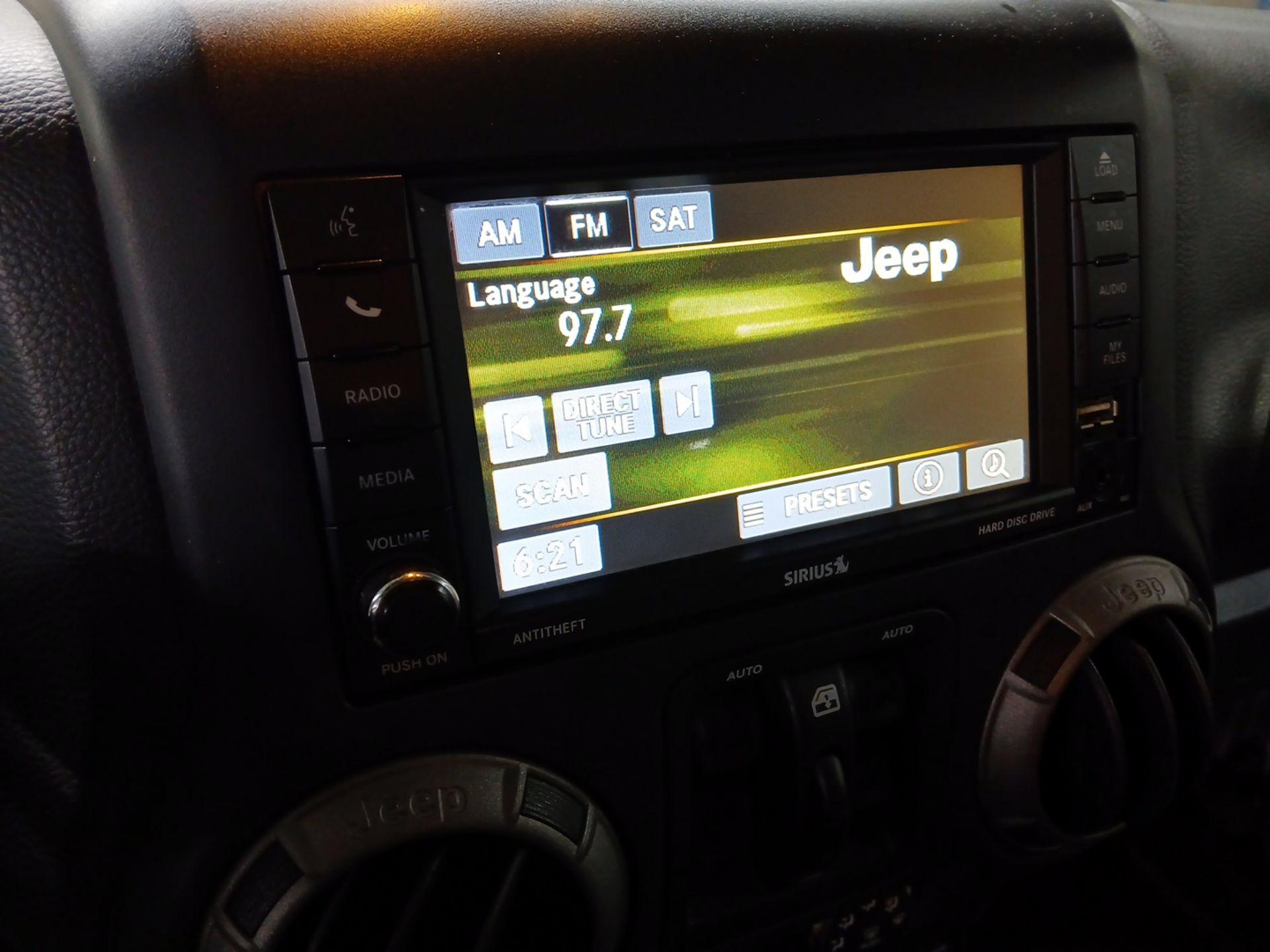 Thumbnail: 2016 Jeep Wrangler - 13