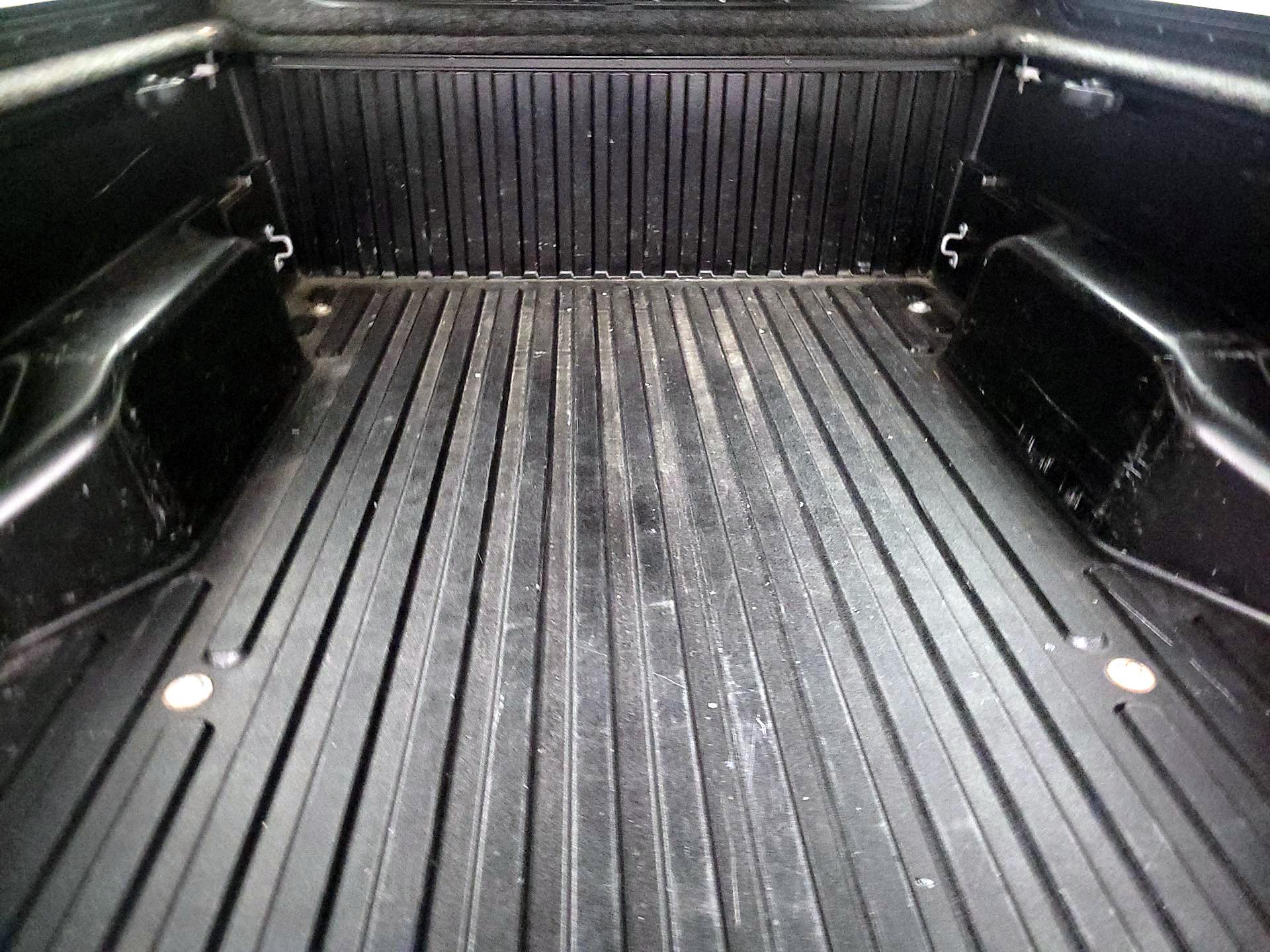 Thumbnail: 2014 Toyota Tacoma - 19