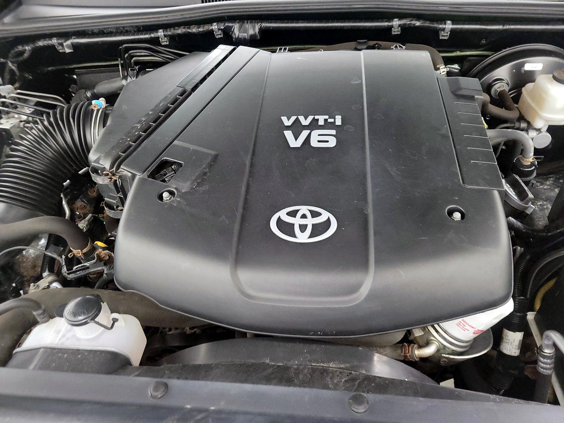 Thumbnail: 2014 Toyota Tacoma - 20