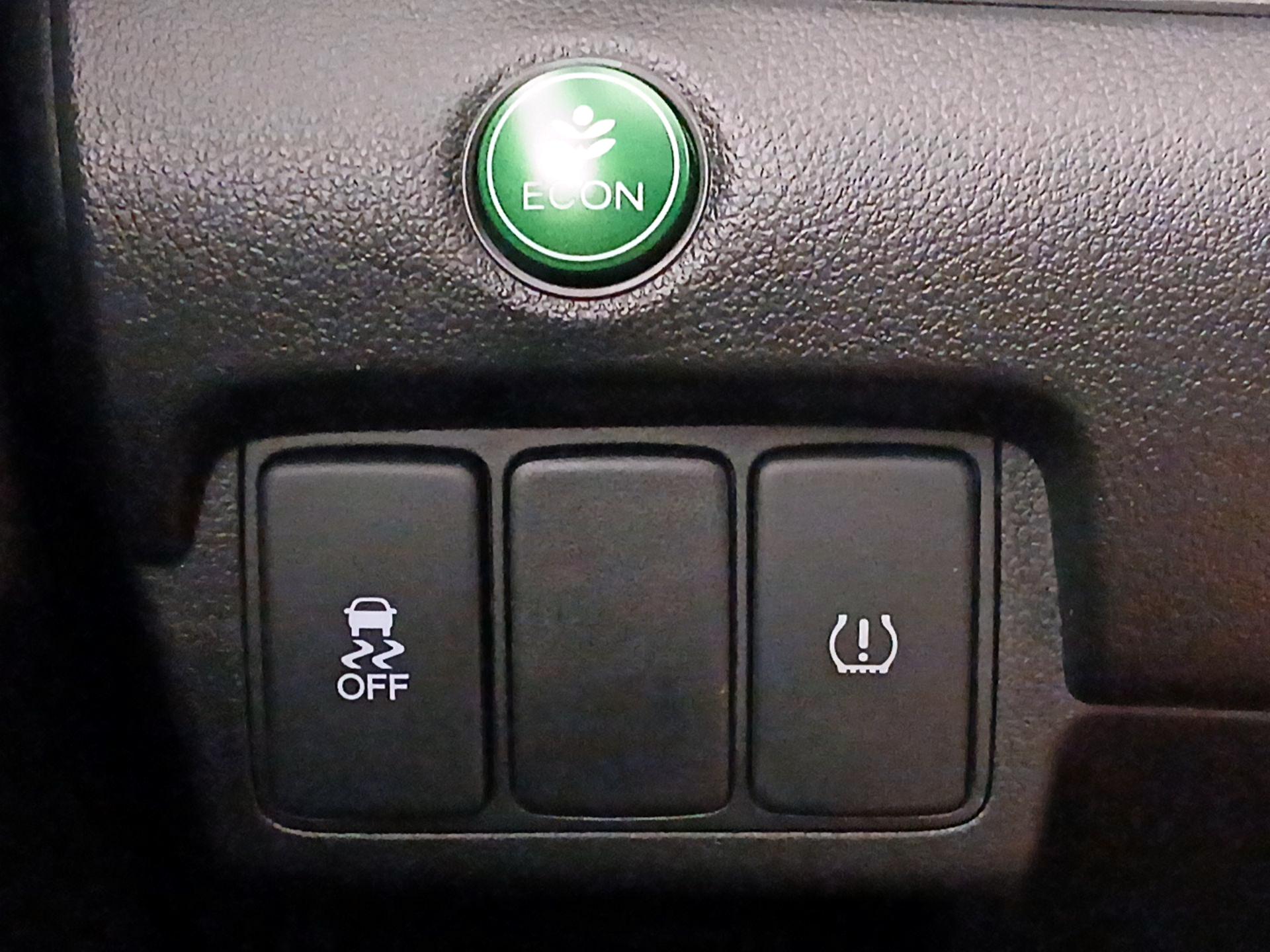 Thumbnail: 2016 Honda CR-V - 13