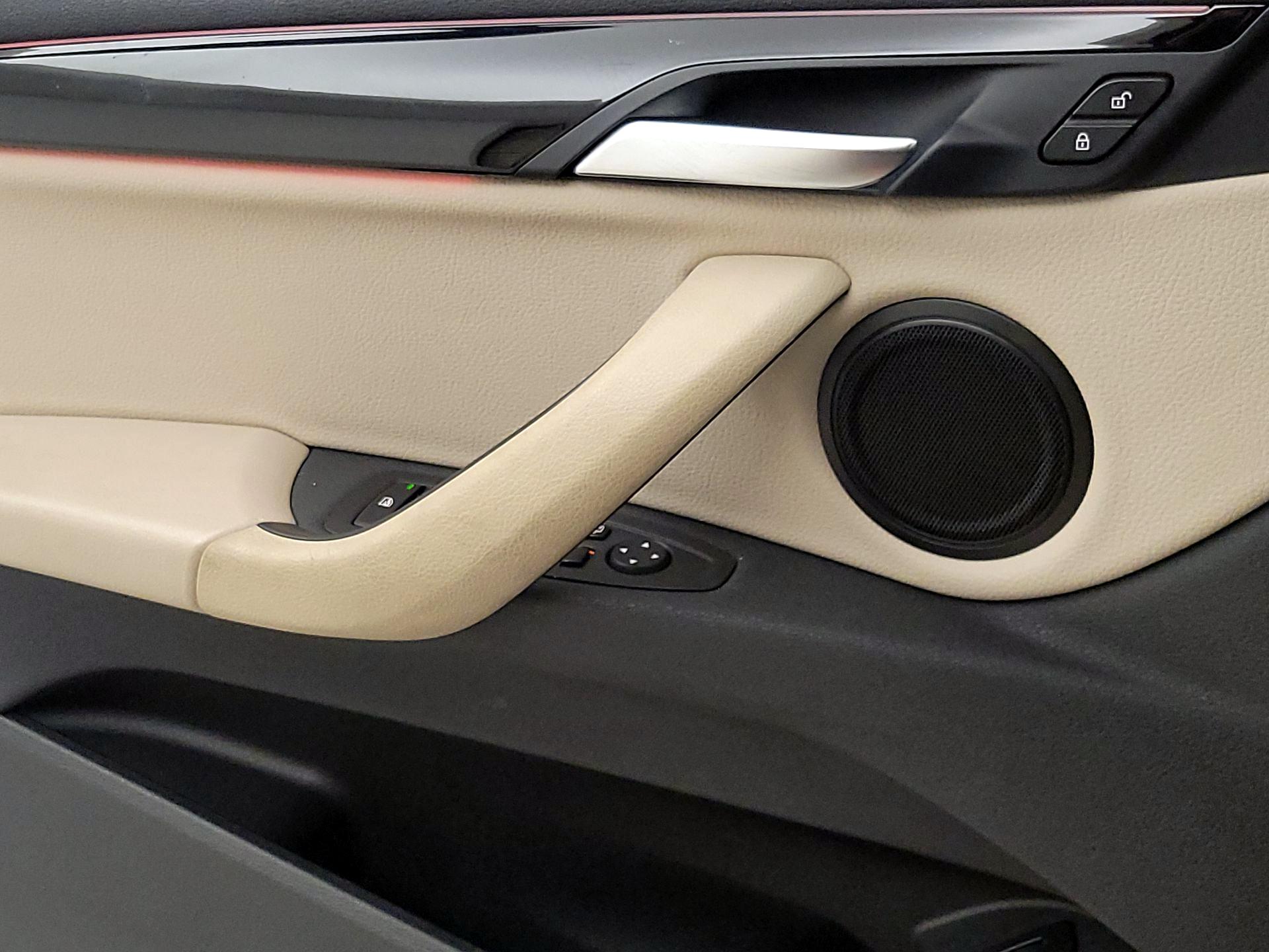 Thumbnail: 2018 BMW X2 - 12