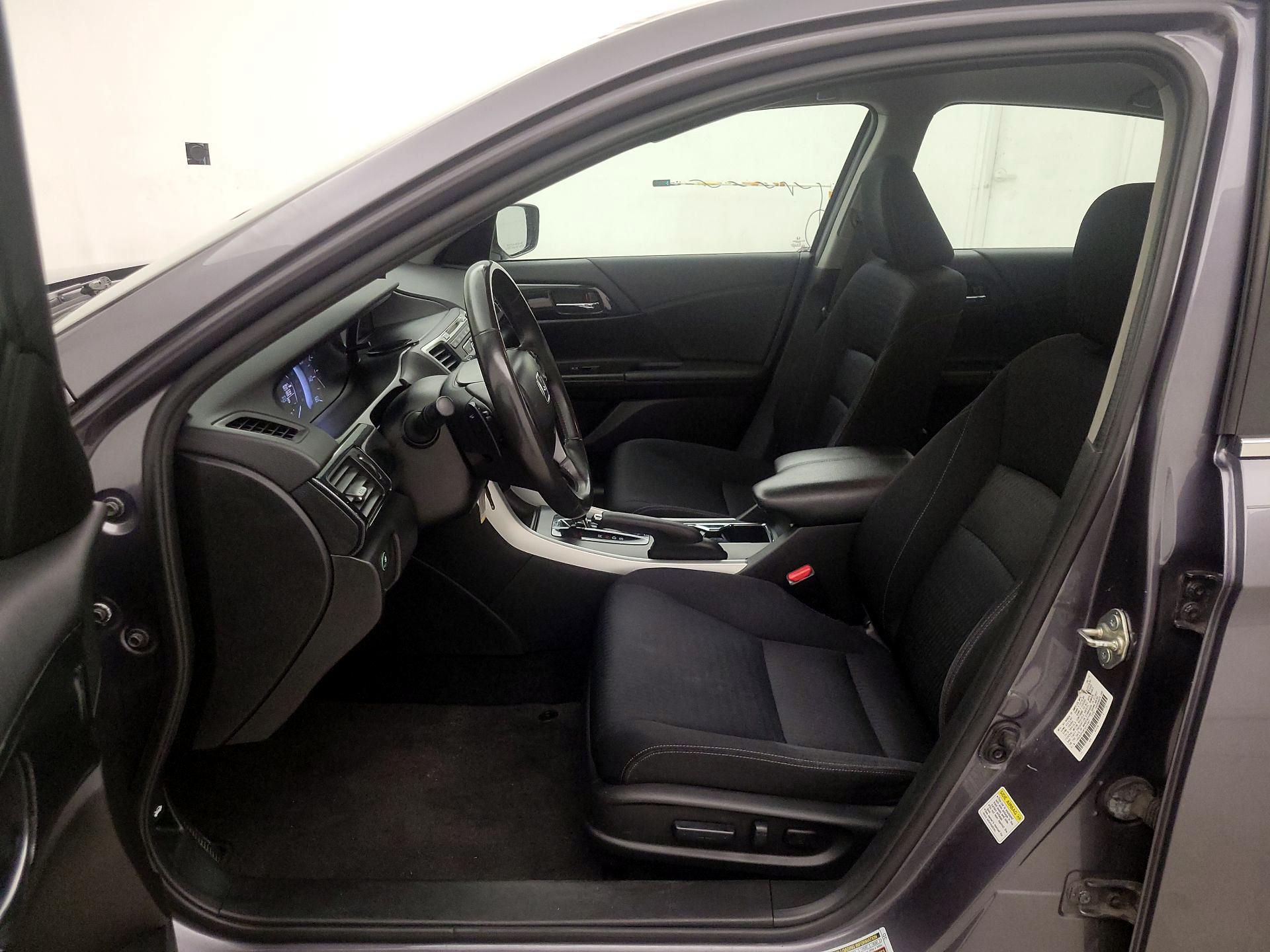 Thumbnail: 2015 Honda Accord - 11