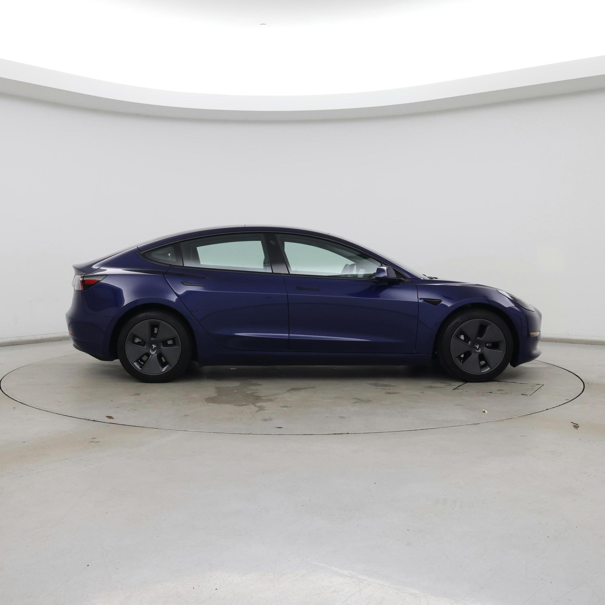 Thumbnail: 2023 Tesla Model 3 - 7