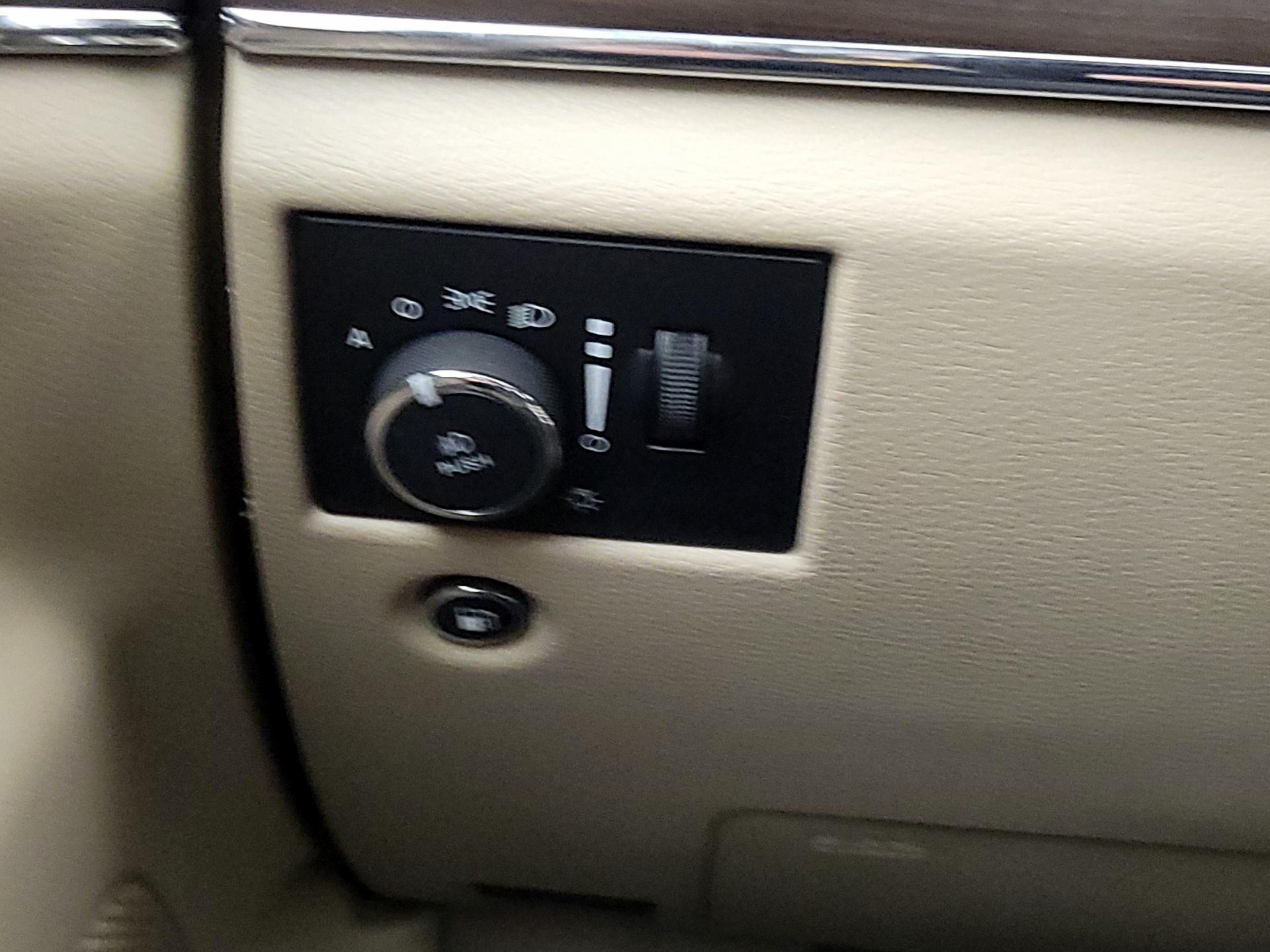 Thumbnail: 2017 Jeep Grand Cherokee - 13