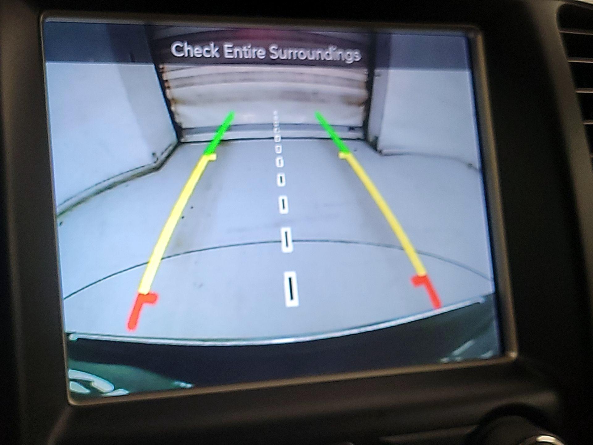 Thumbnail: 2017 Jeep Grand Cherokee - 14