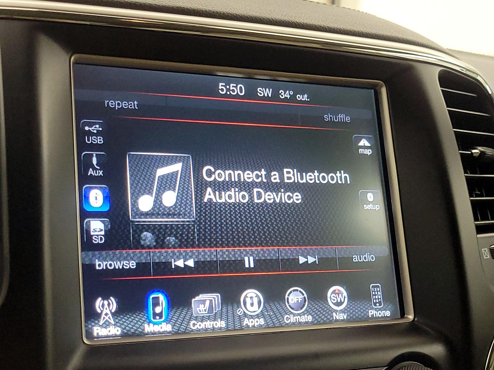 Thumbnail: 2017 Jeep Grand Cherokee - 15