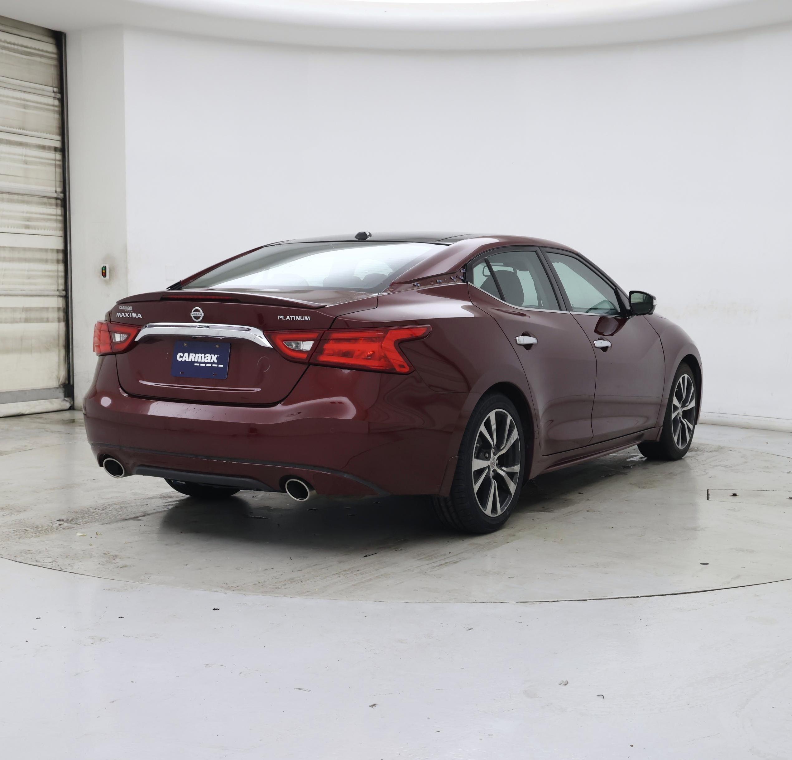 Thumbnail: 2017 Nissan Maxima - 8