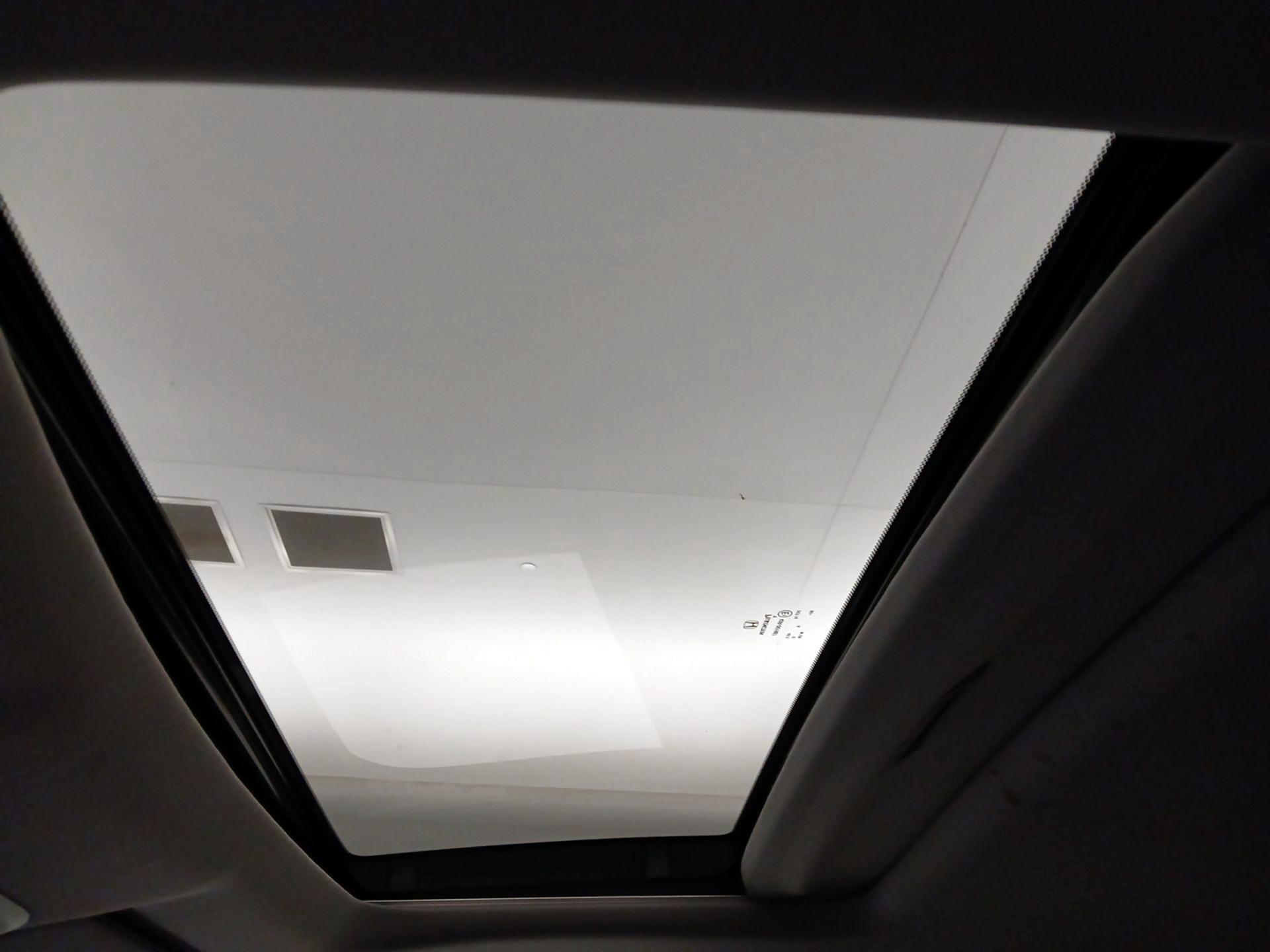 Thumbnail: 2016 Honda Pilot - 19