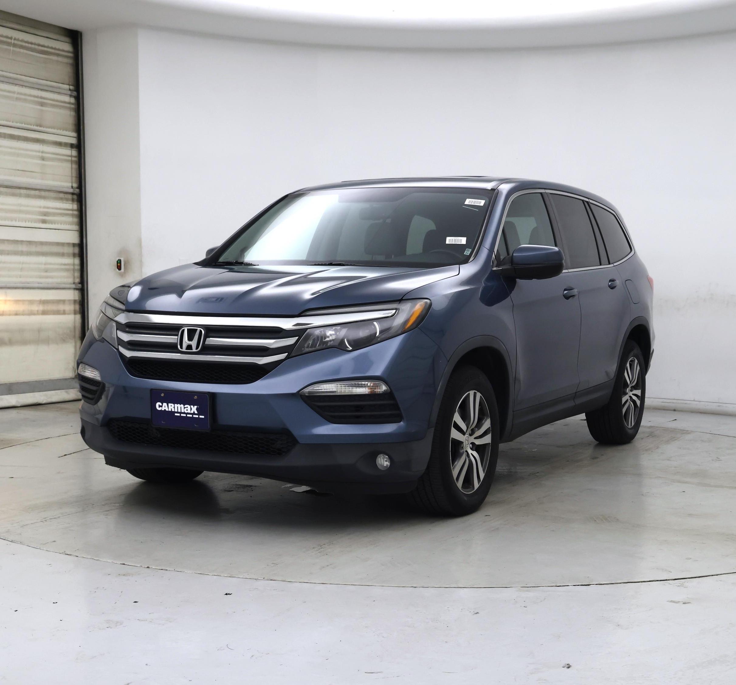 Thumbnail: 2016 Honda Pilot - 4