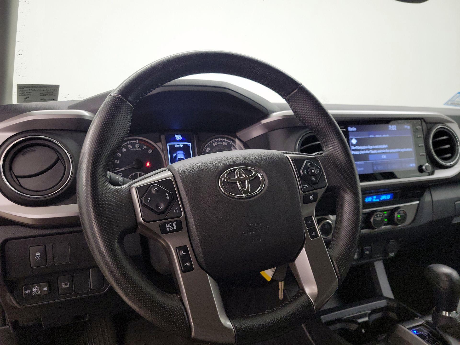 Thumbnail: 2022 Toyota Tacoma - 10