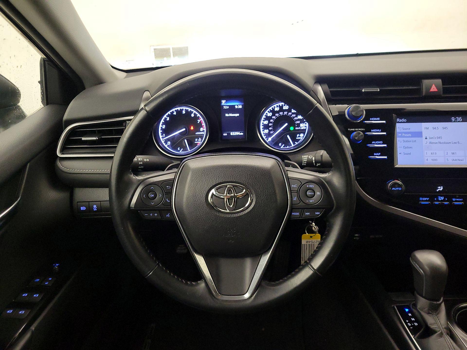 Thumbnail: 2019 Toyota Camry - 10