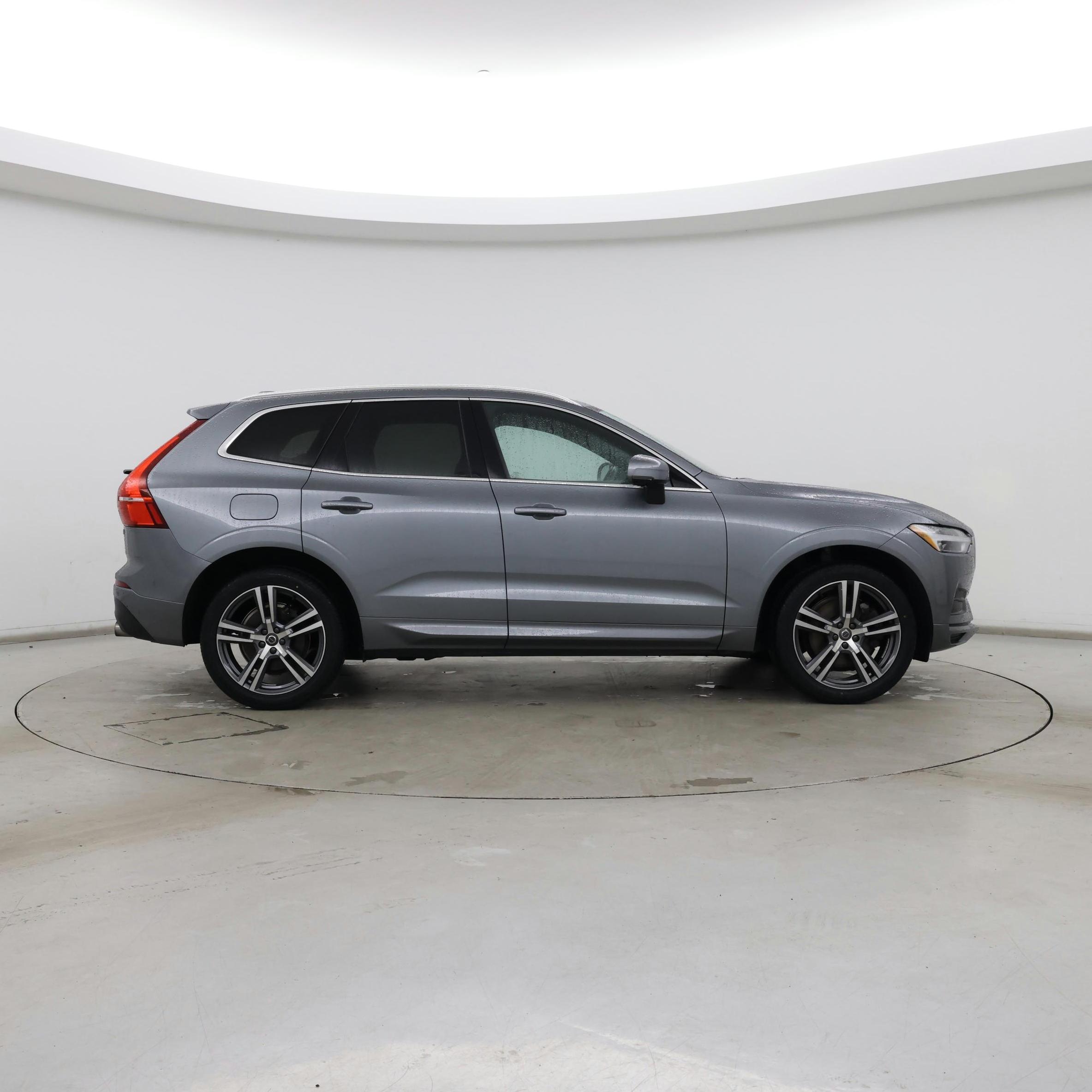 Thumbnail: 2020 Volvo XC60 - 7