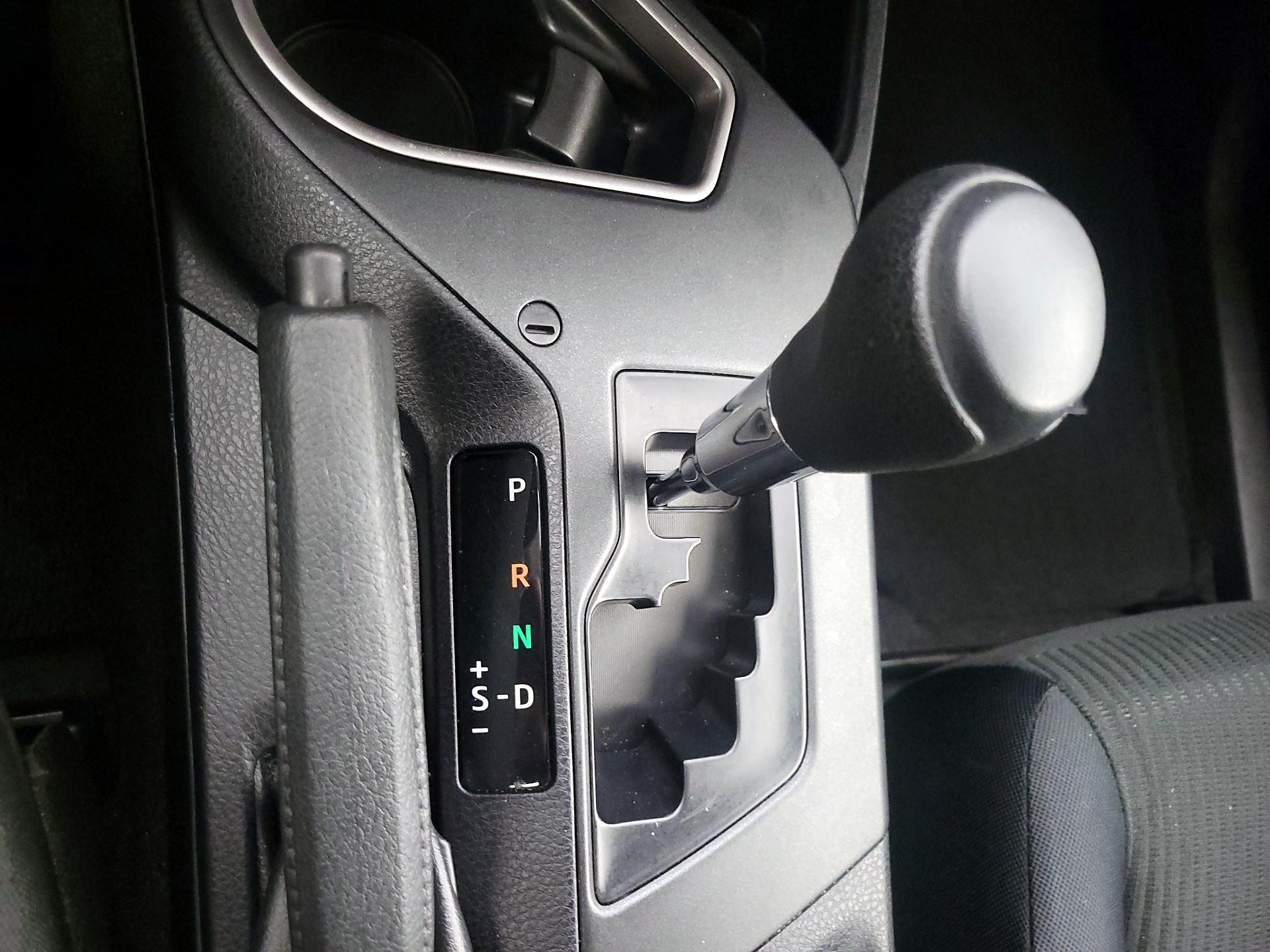 Thumbnail: 2016 Toyota RAV4 - 17