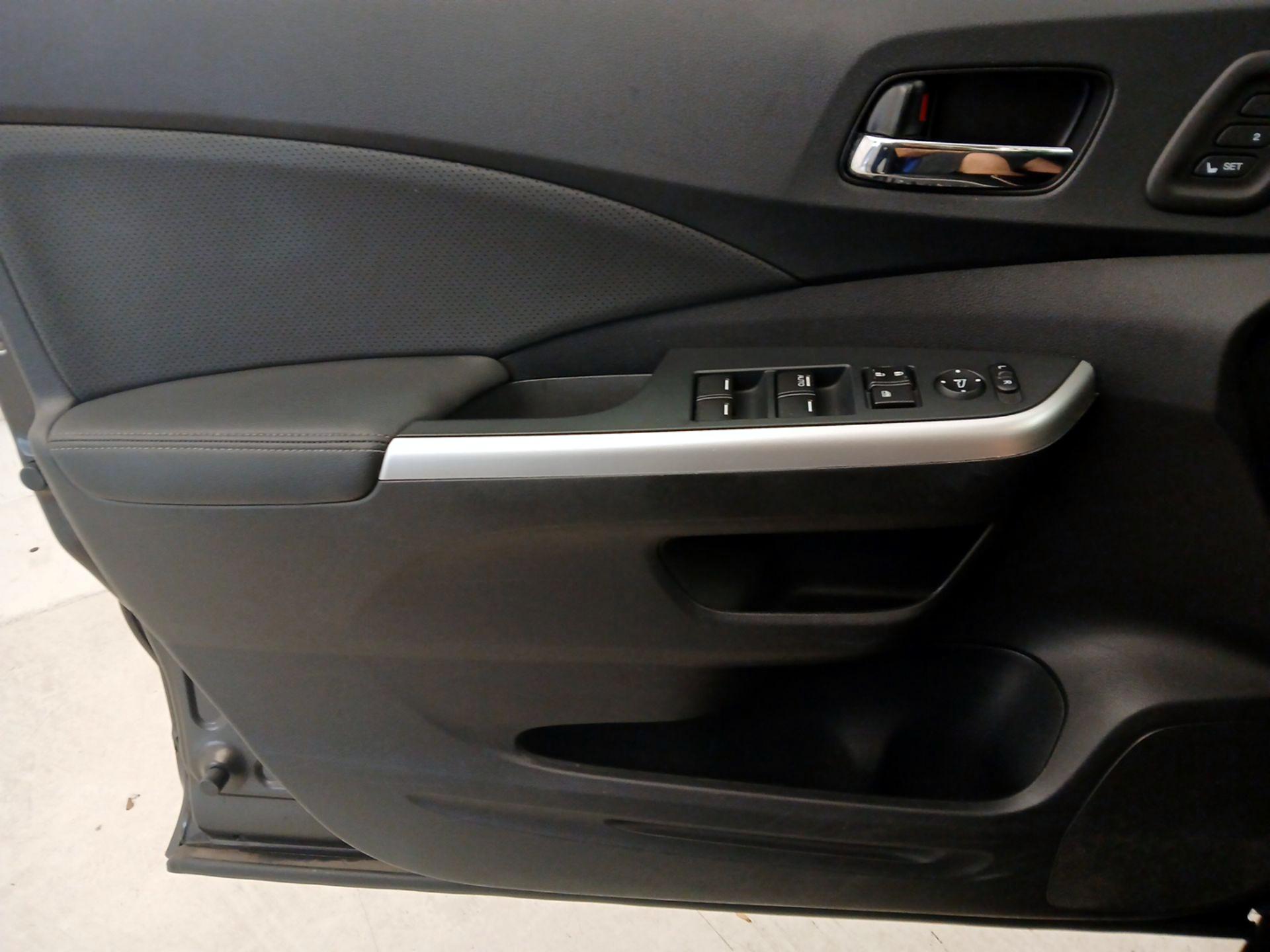 Thumbnail: 2016 Honda CR-V - 12