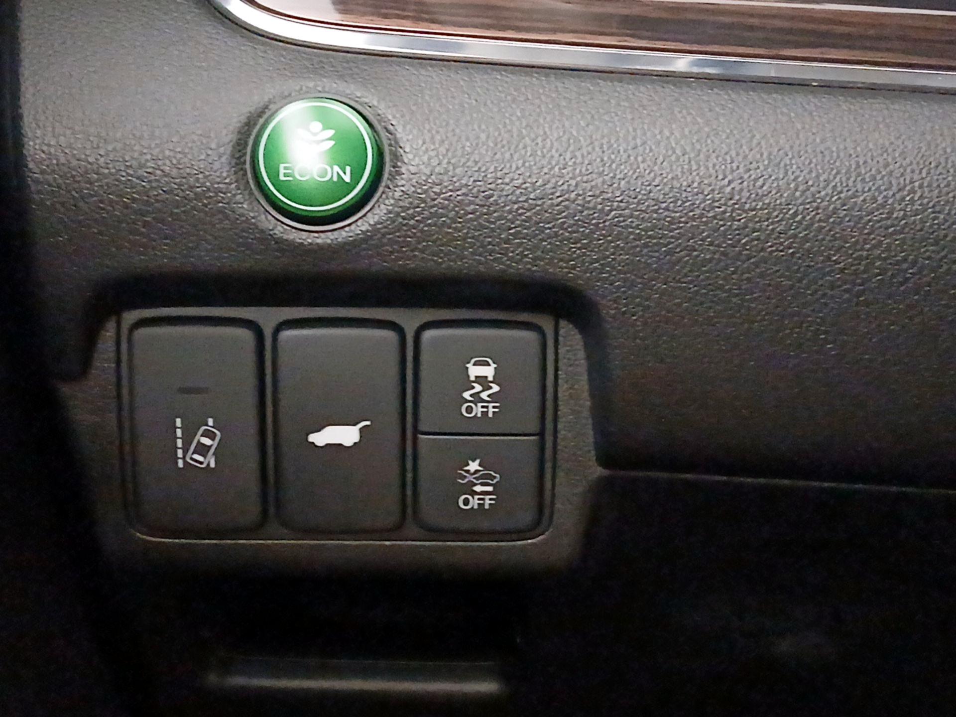 Thumbnail: 2016 Honda CR-V - 13