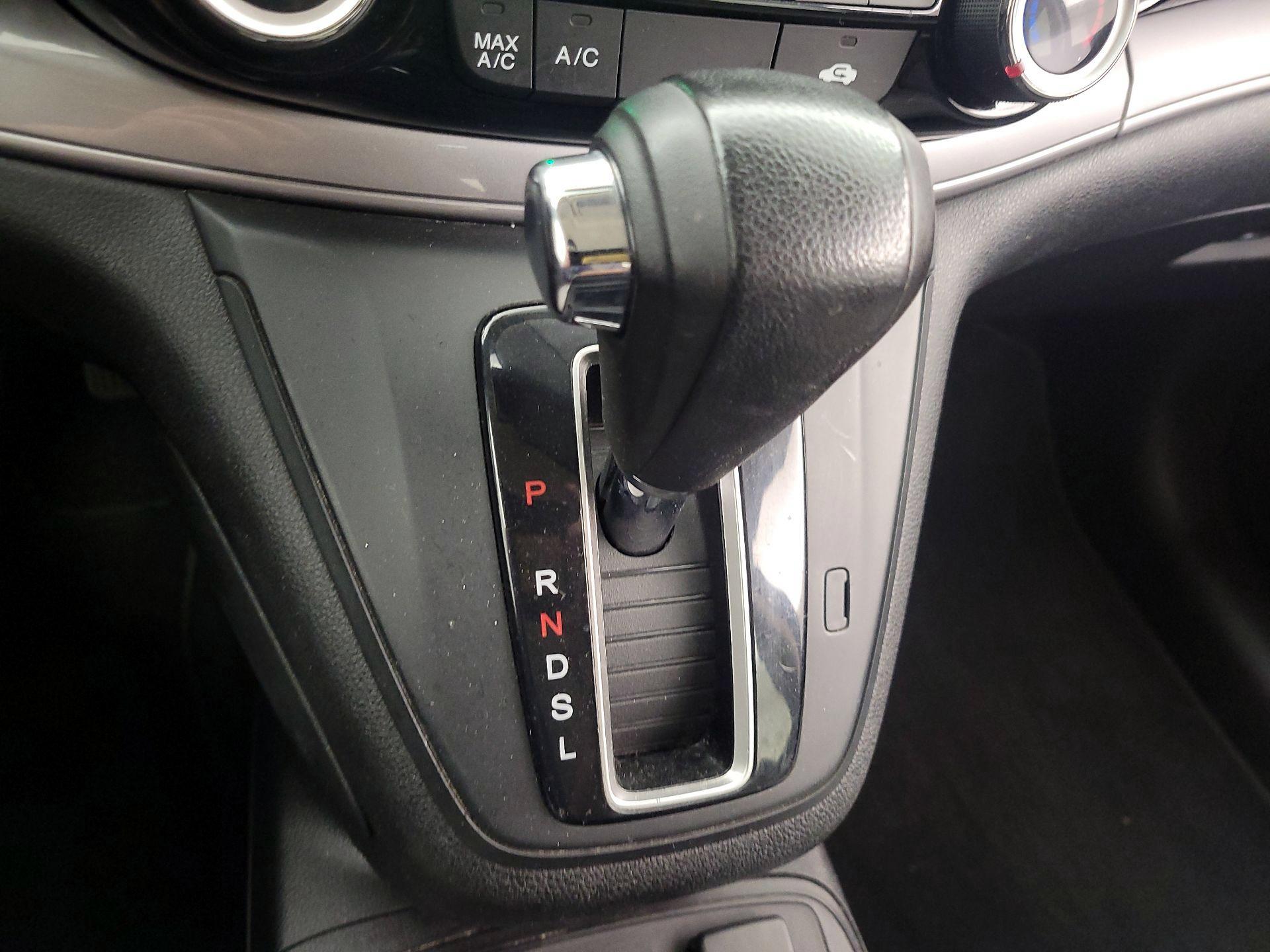 Thumbnail: 2015 Honda CR-V - 17