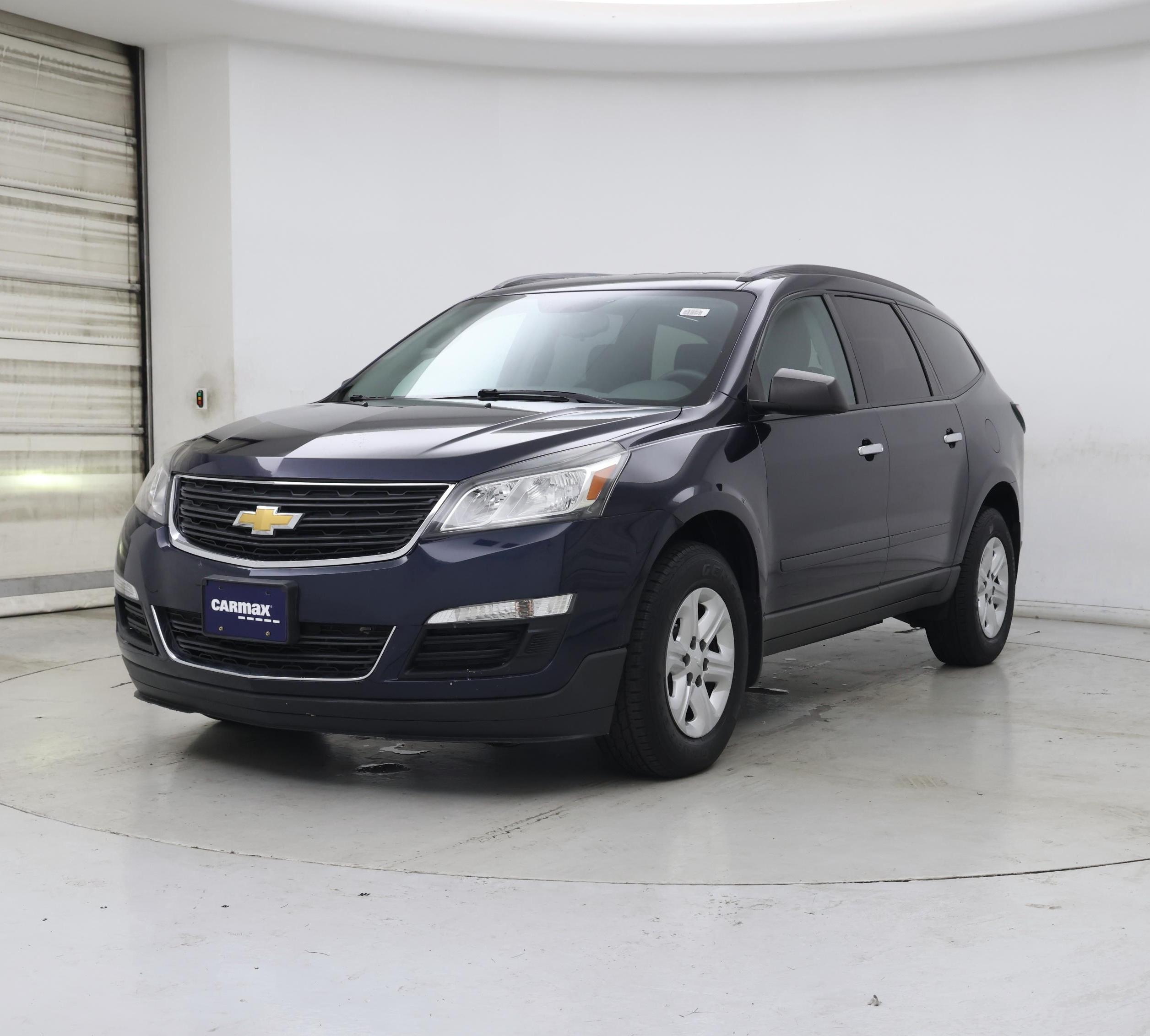 Thumbnail: 2015 Chevrolet Traverse - 4