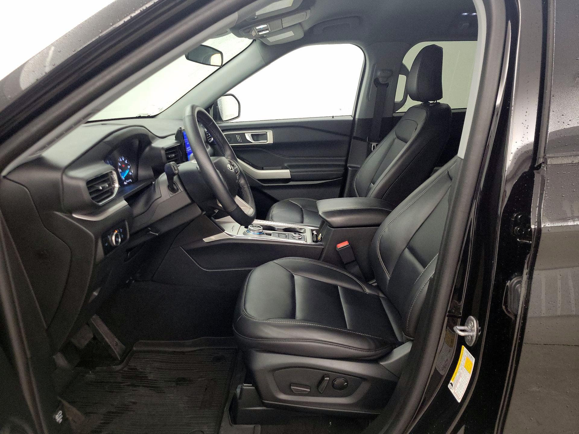 Thumbnail: 2023 Ford Explorer - 11