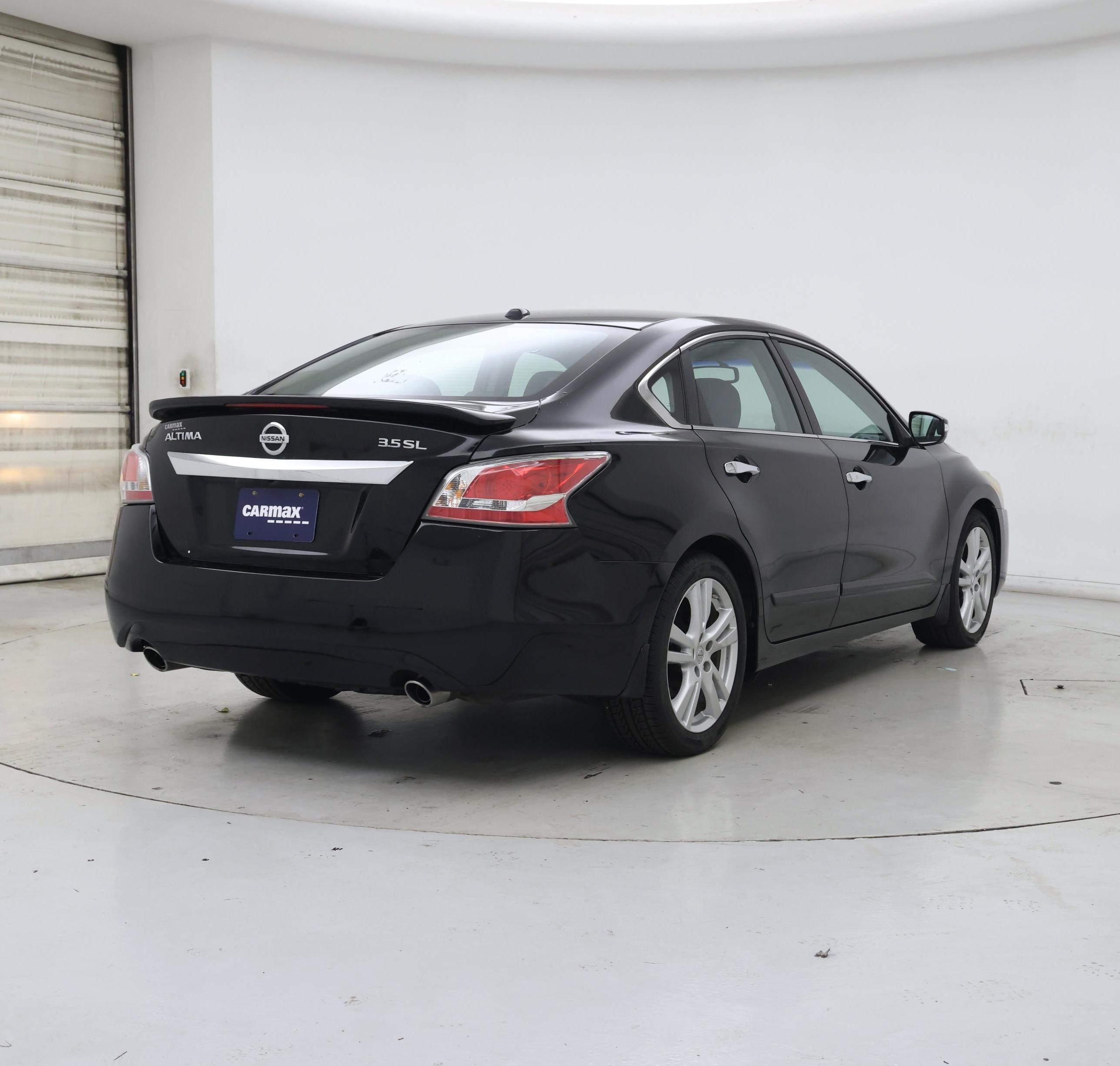 Thumbnail: 2014 Nissan Altima - 8