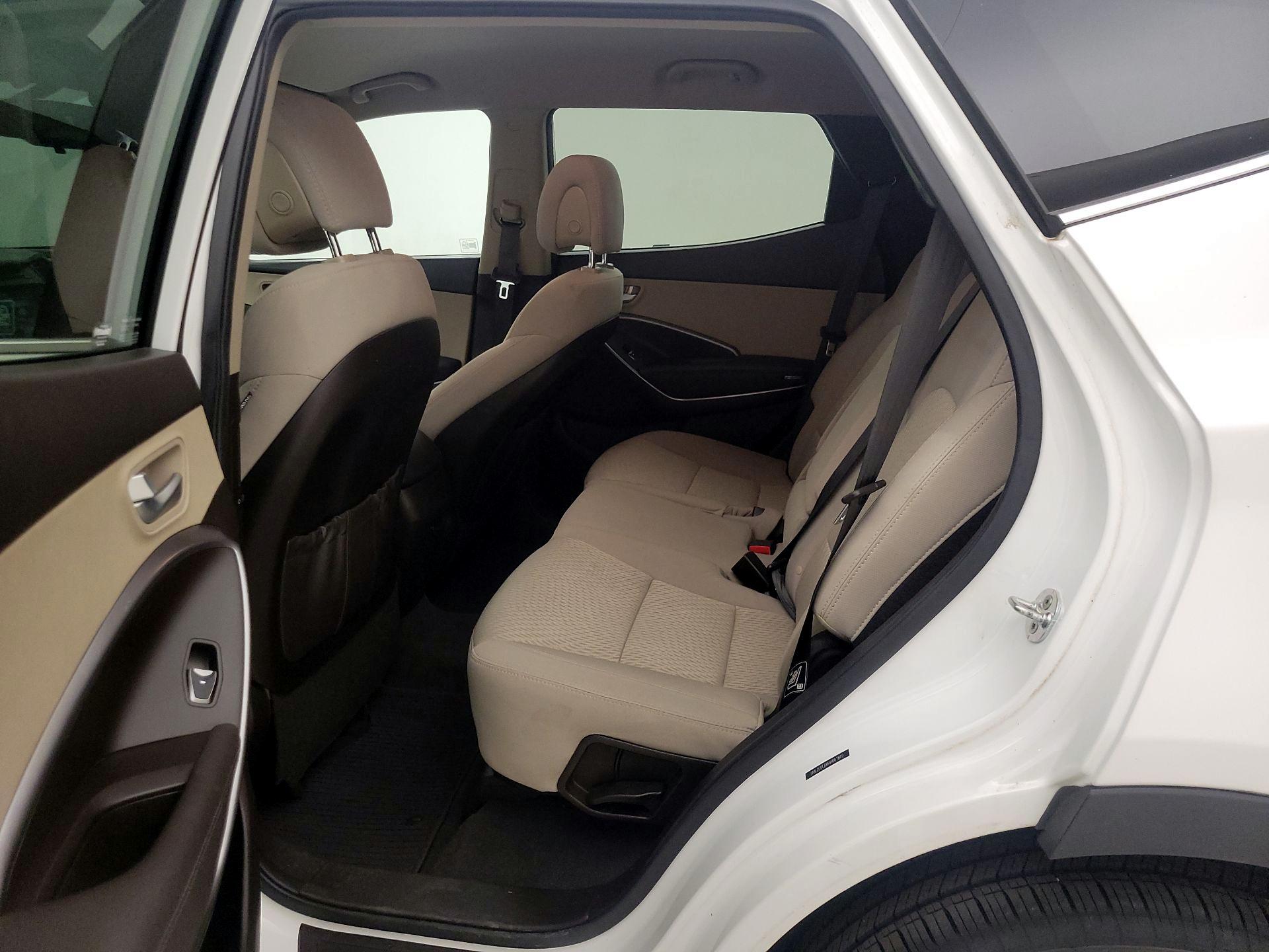 Thumbnail: 2017 Hyundai Santa Fe - 19