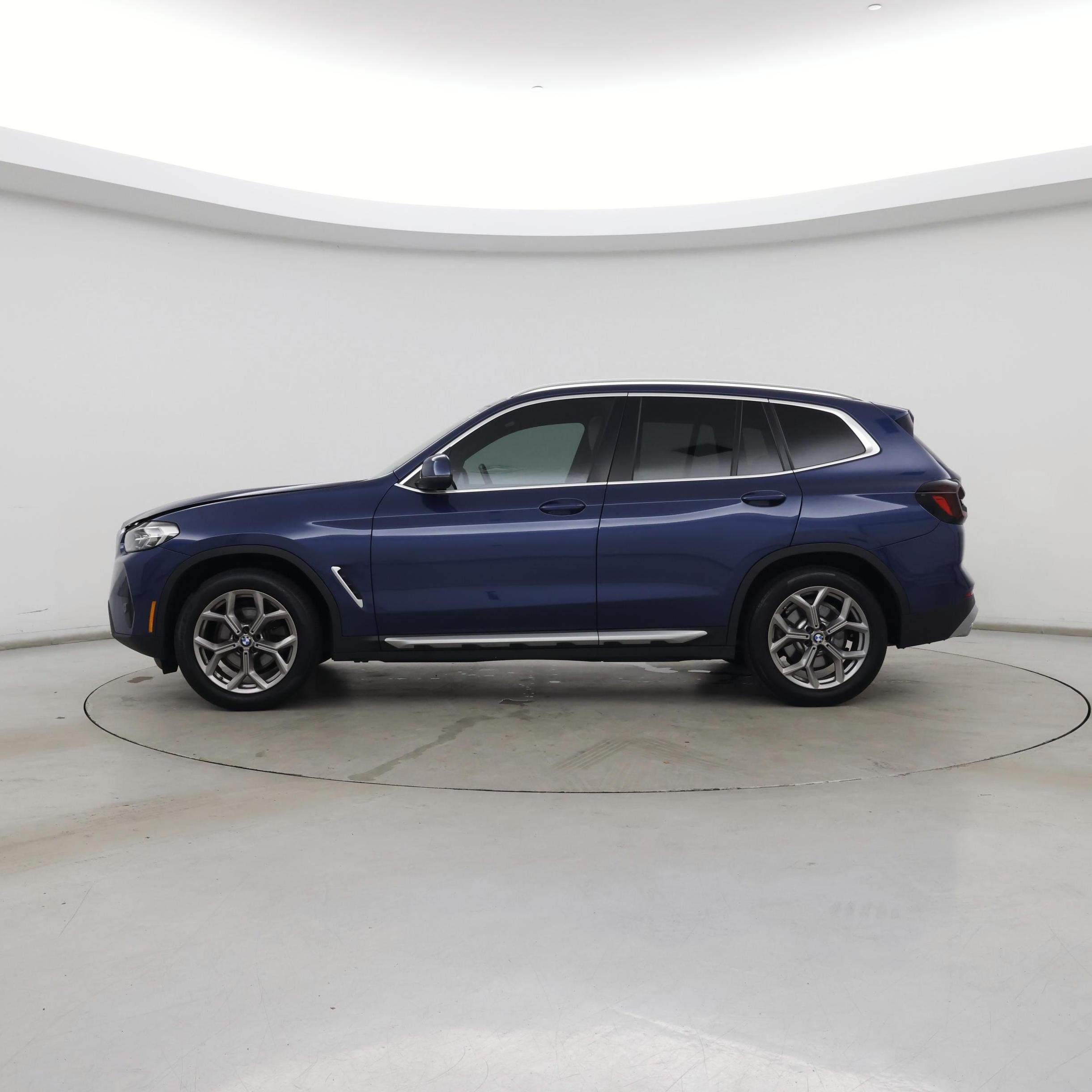 Thumbnail: 2022 BMW X3 - 3