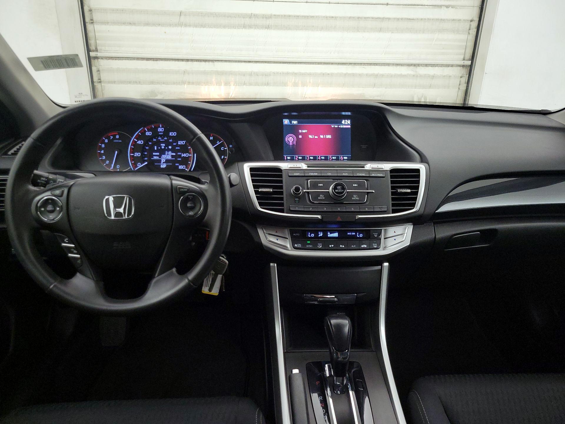Thumbnail: 2015 Honda Accord - 9