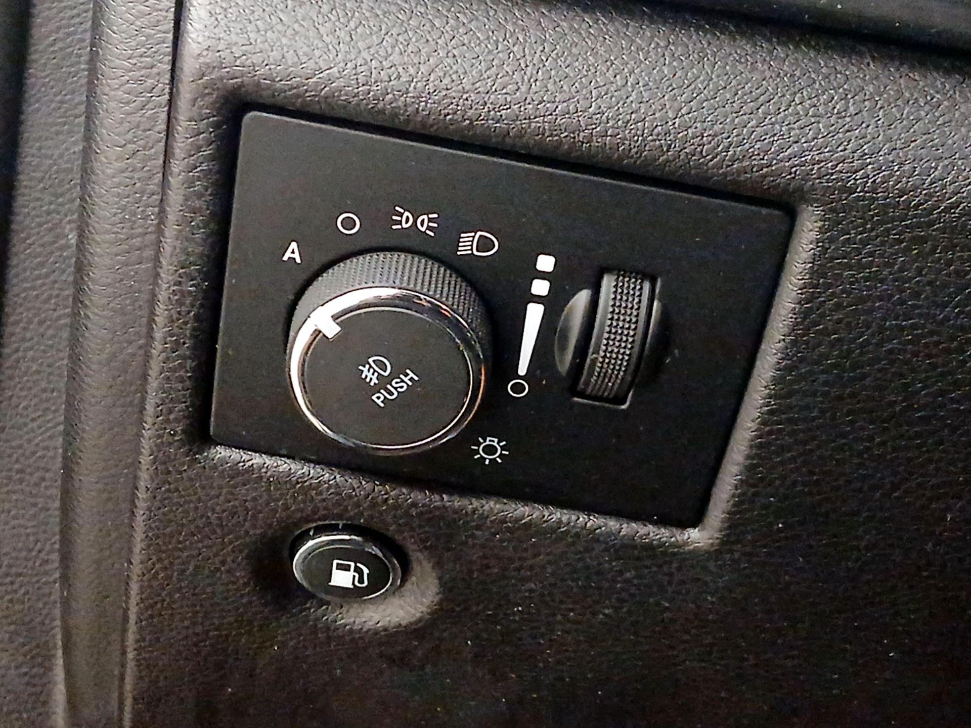 Thumbnail: 2020 Jeep Grand Cherokee - 13