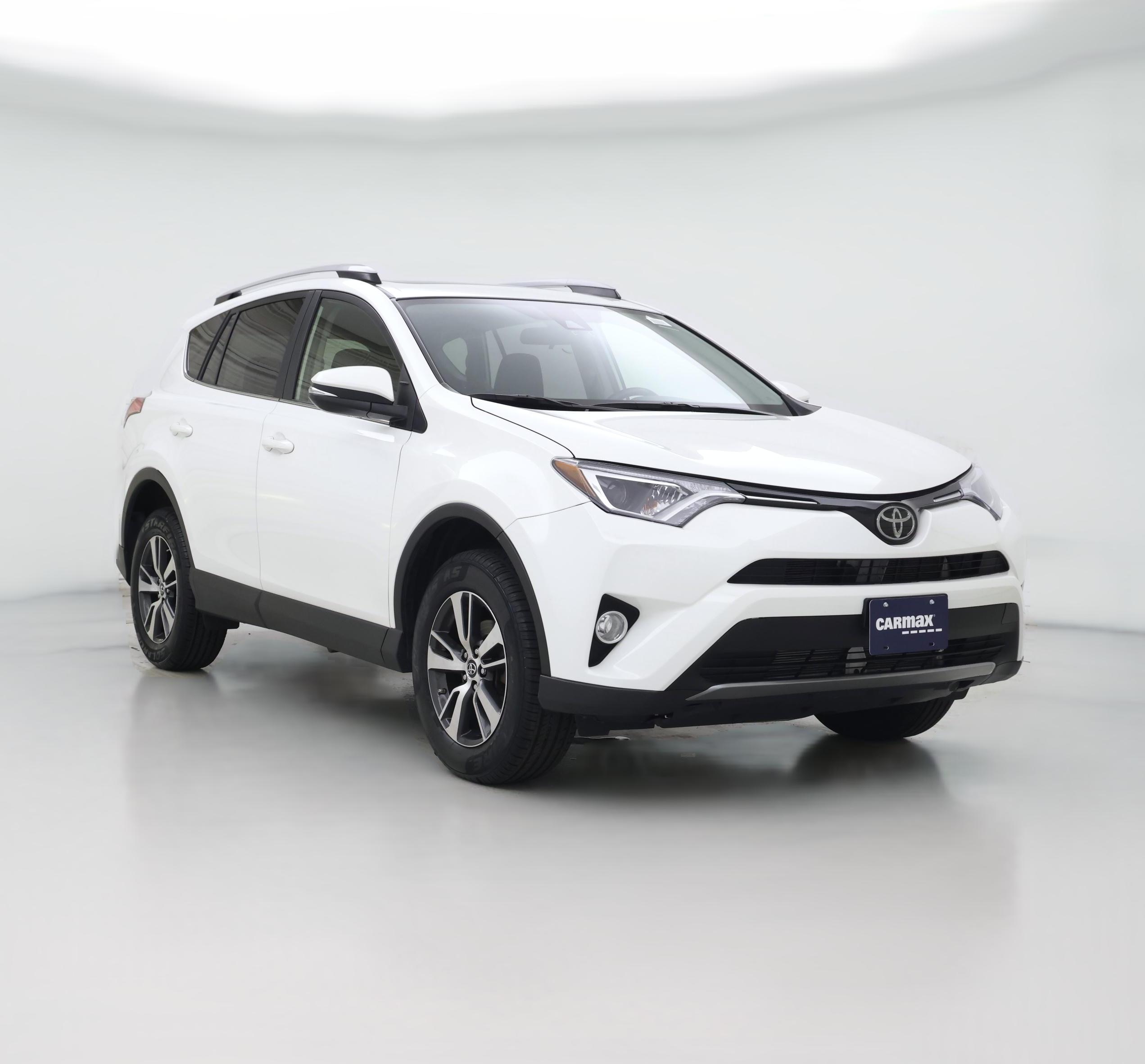 Thumbnail: 2018 Toyota RAV4 - 1