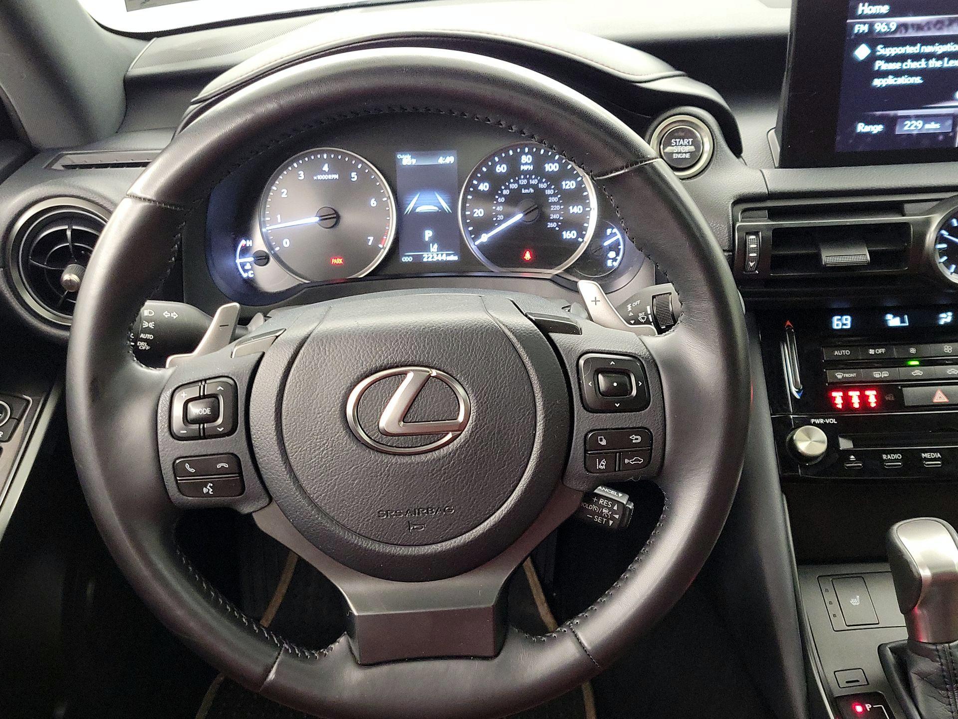 Thumbnail: 2024 Lexus IS - 10