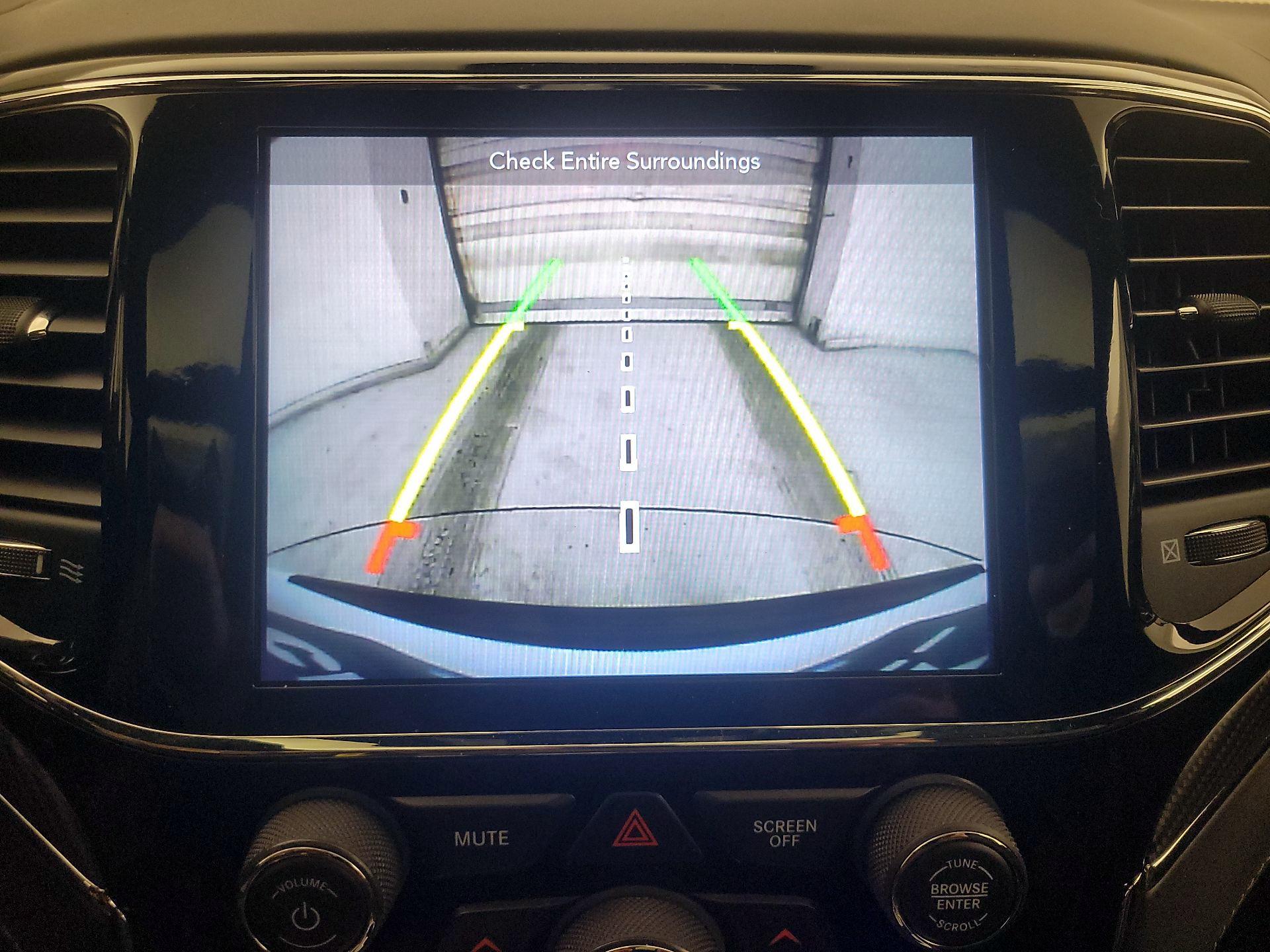 Thumbnail: 2019 Jeep Grand Cherokee - 15