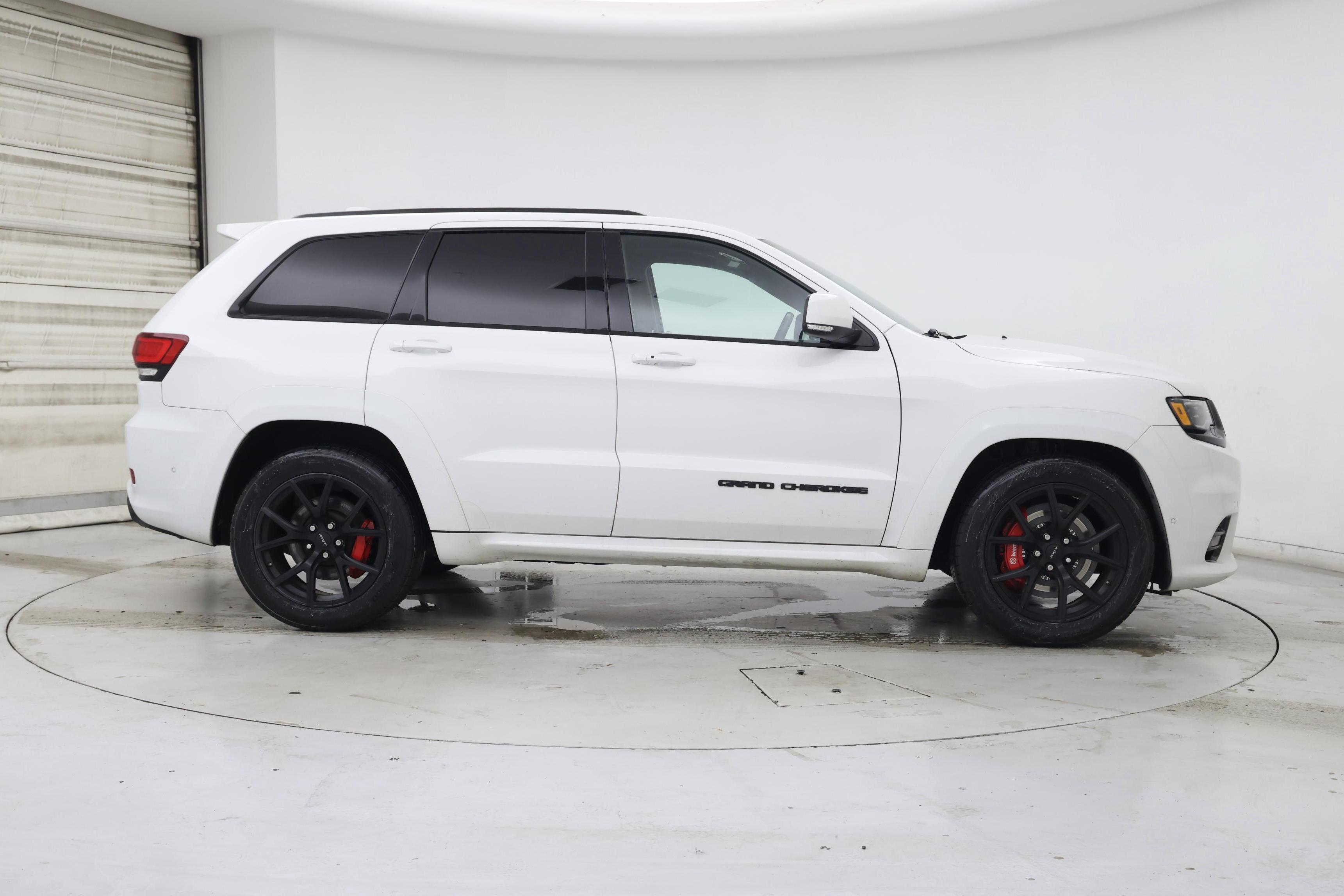 Thumbnail: 2019 Jeep Grand Cherokee - 7