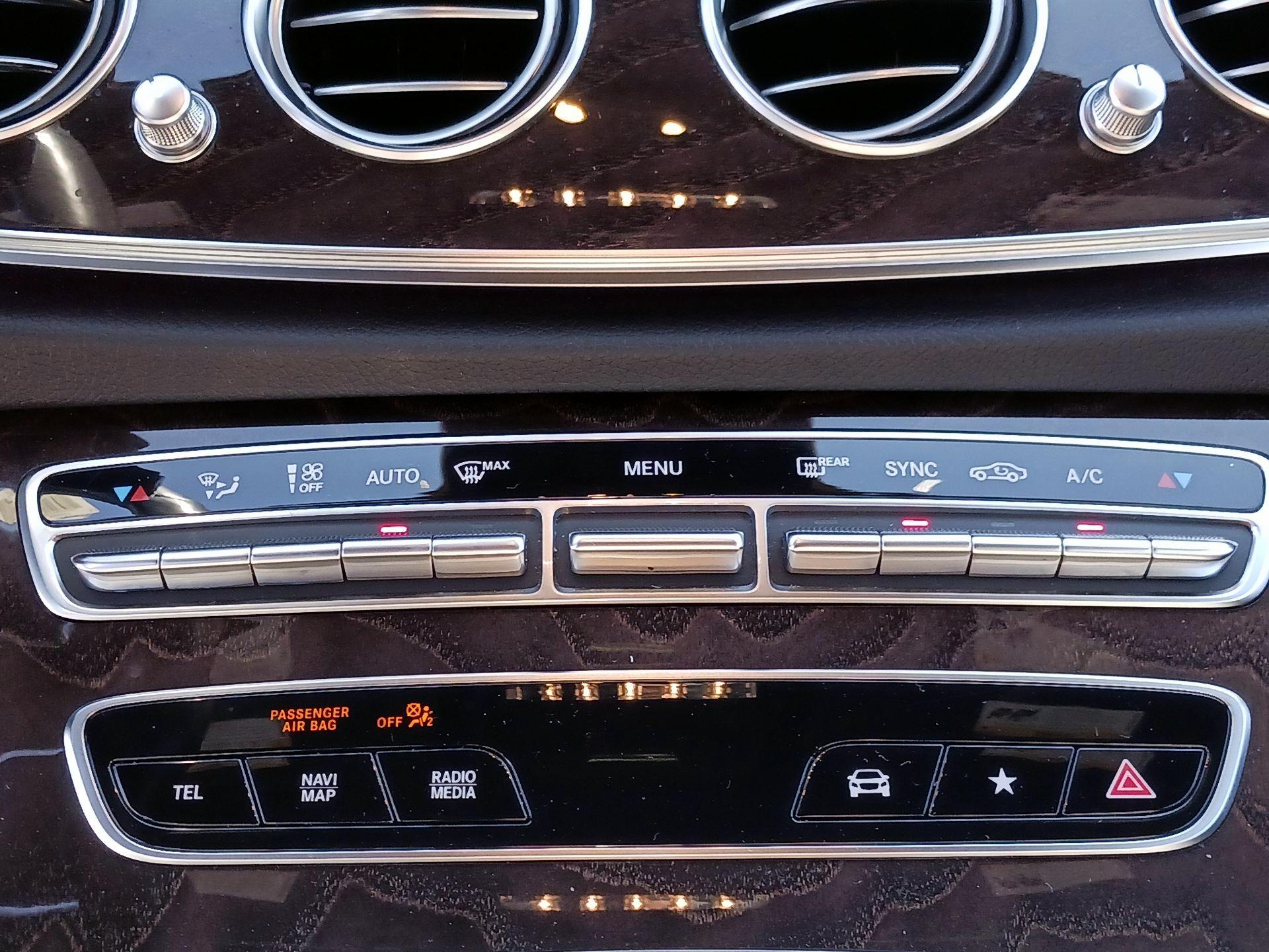 Thumbnail: 2021 Mercedes-Benz E-Class - 14