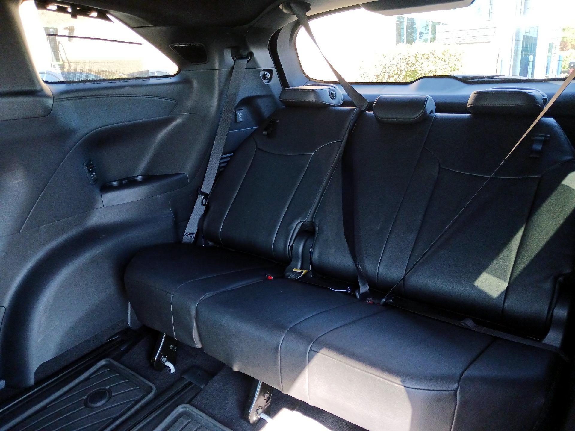 Thumbnail: 2025 Toyota Sienna - 20