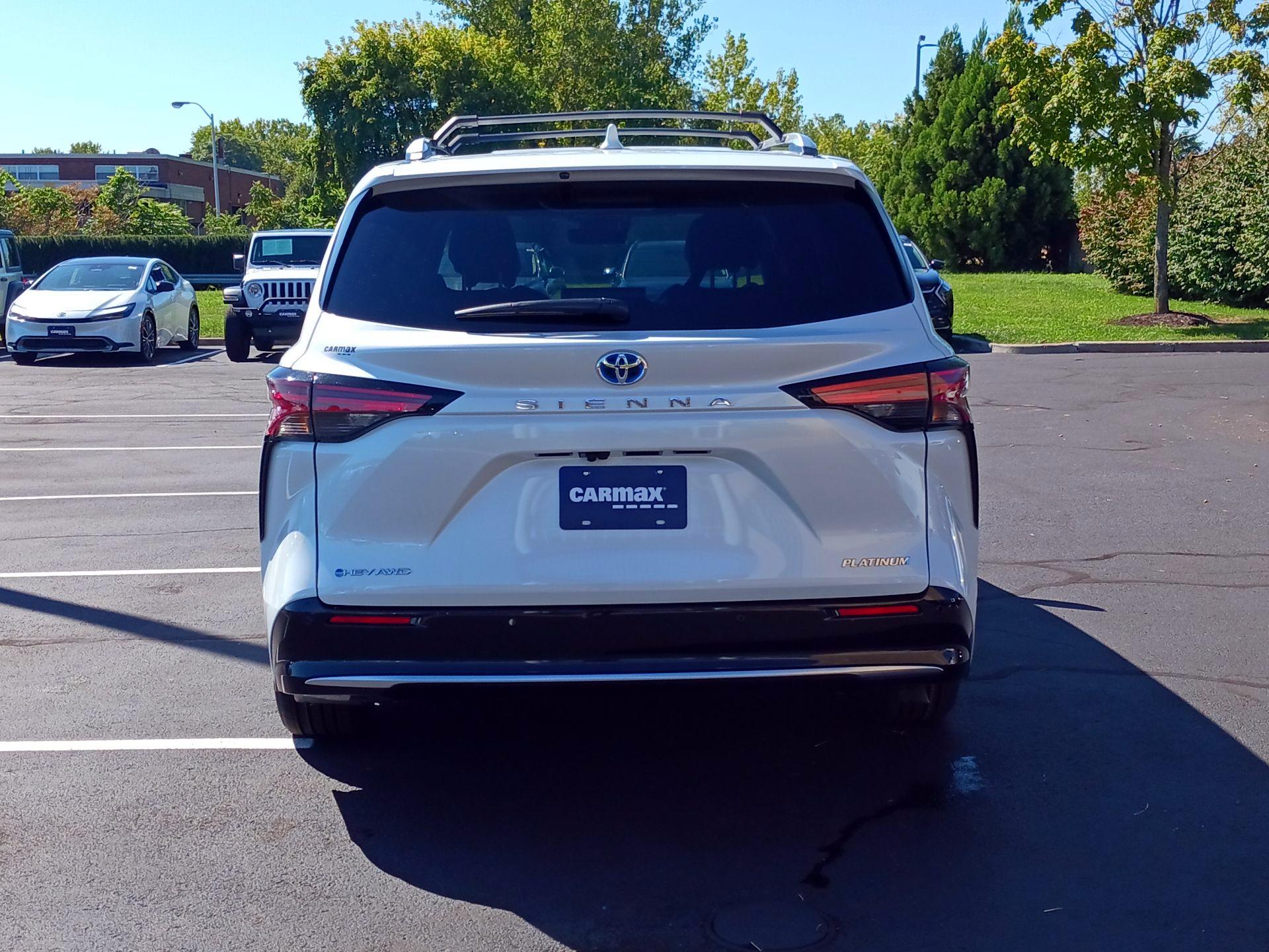 Thumbnail: 2025 Toyota Sienna - 6