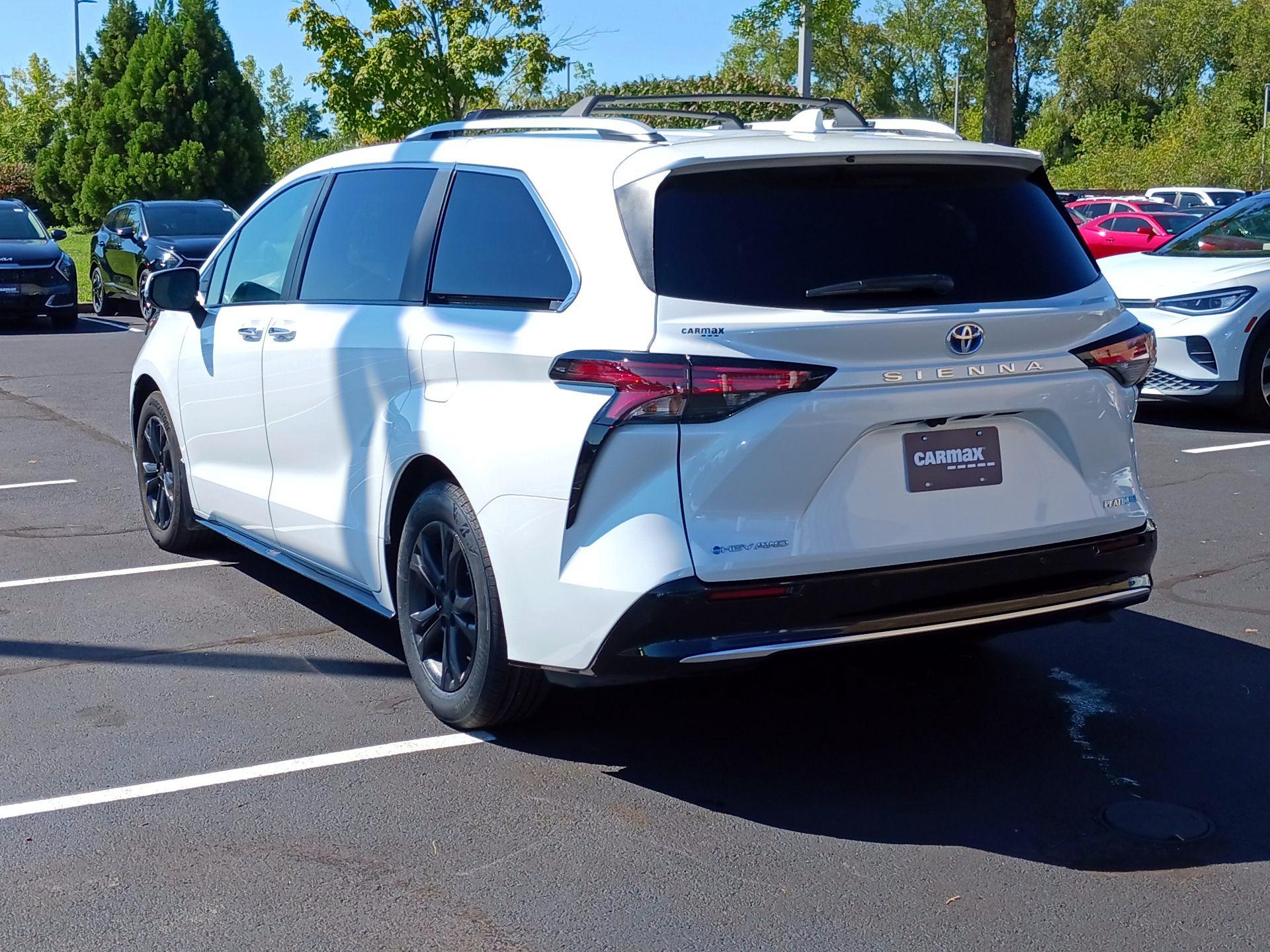Thumbnail: 2025 Toyota Sienna - 7