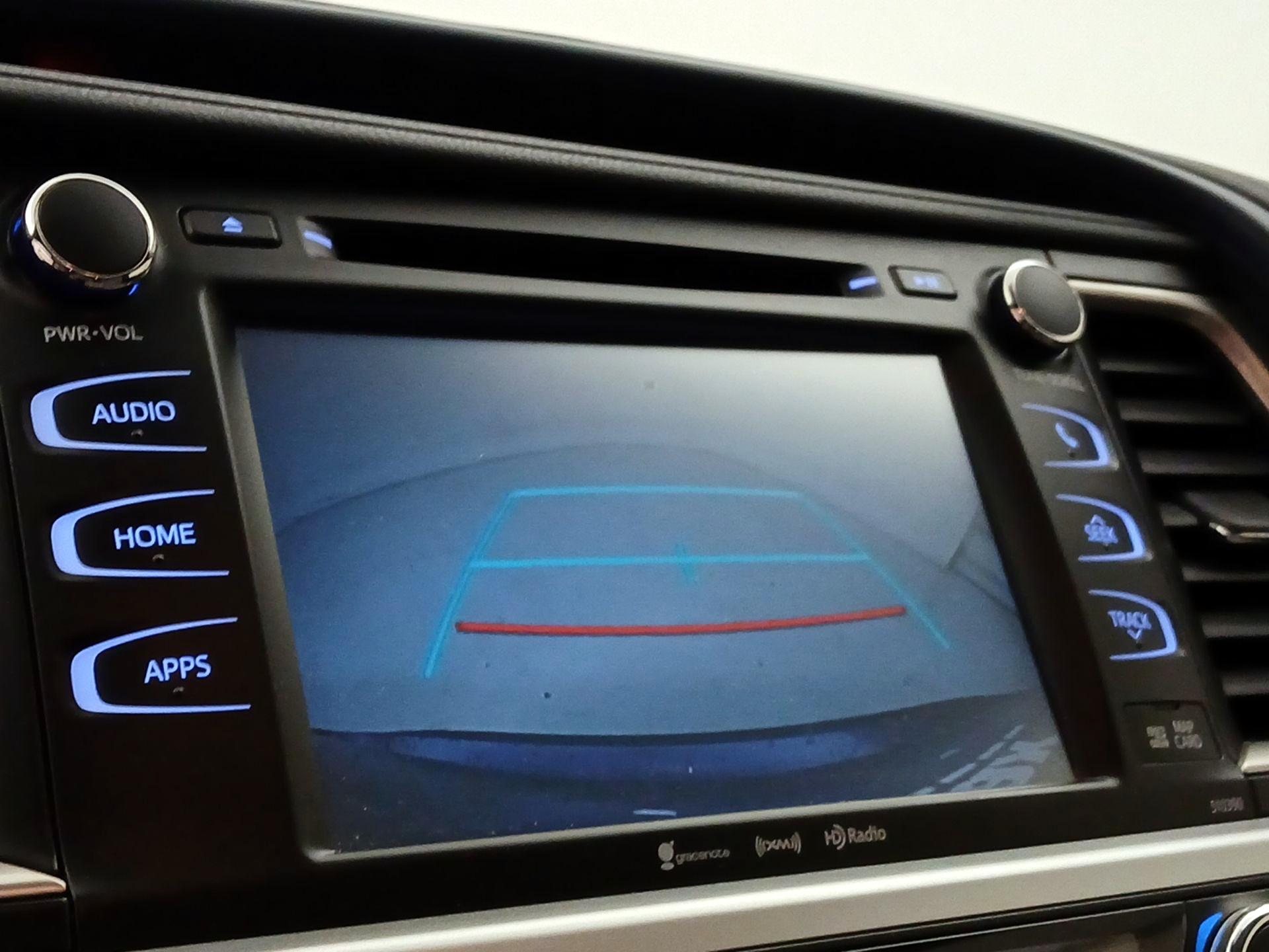 Thumbnail: 2019 Toyota Highlander - 14