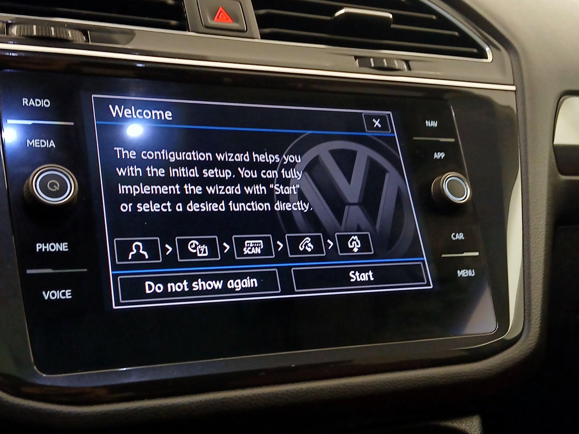 Thumbnail: 2019 Volkswagen Tiguan - 15