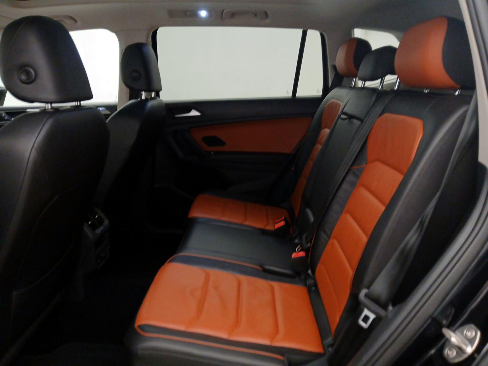 Thumbnail: 2019 Volkswagen Tiguan - 20