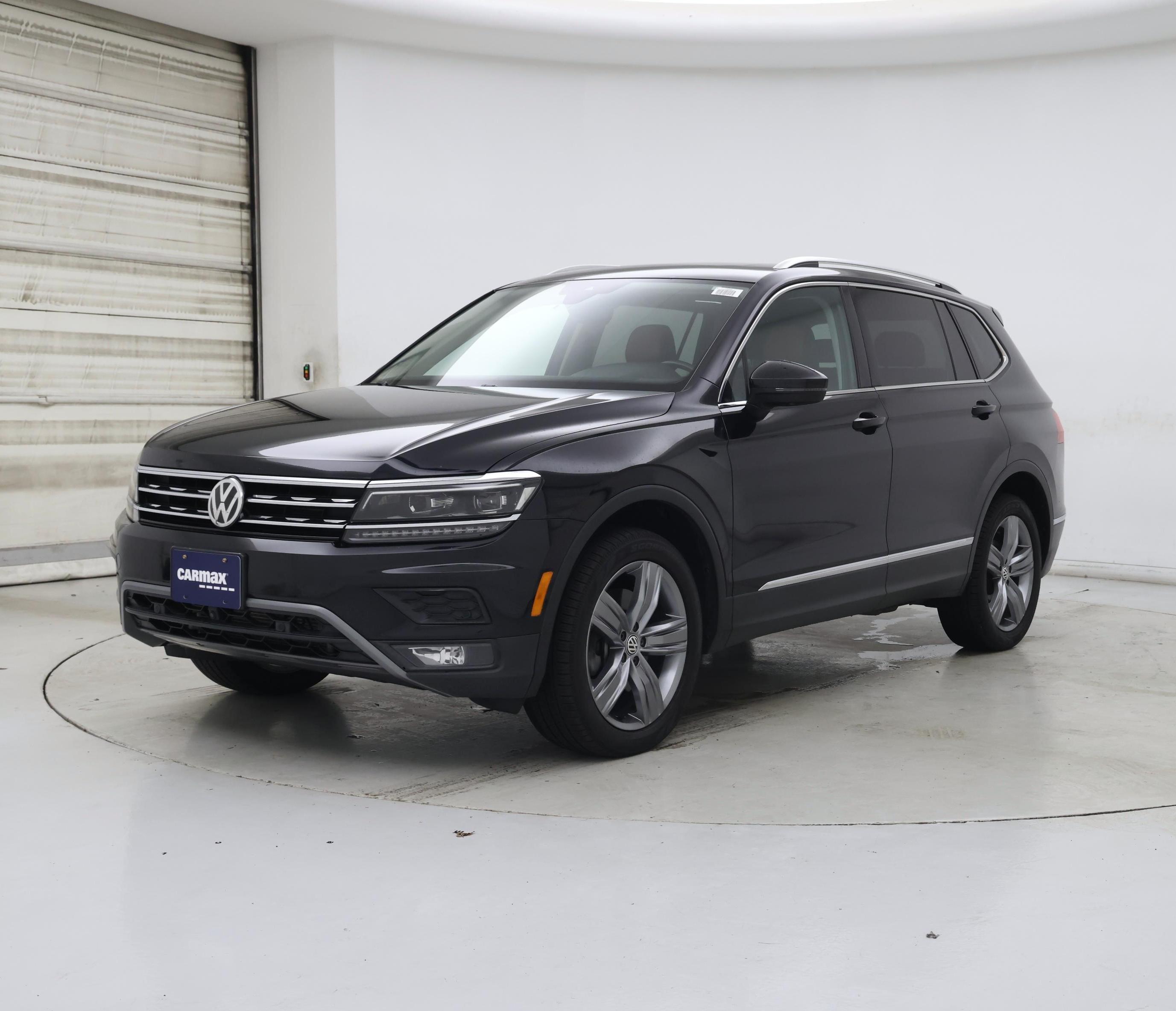 Thumbnail: 2019 Volkswagen Tiguan - 4