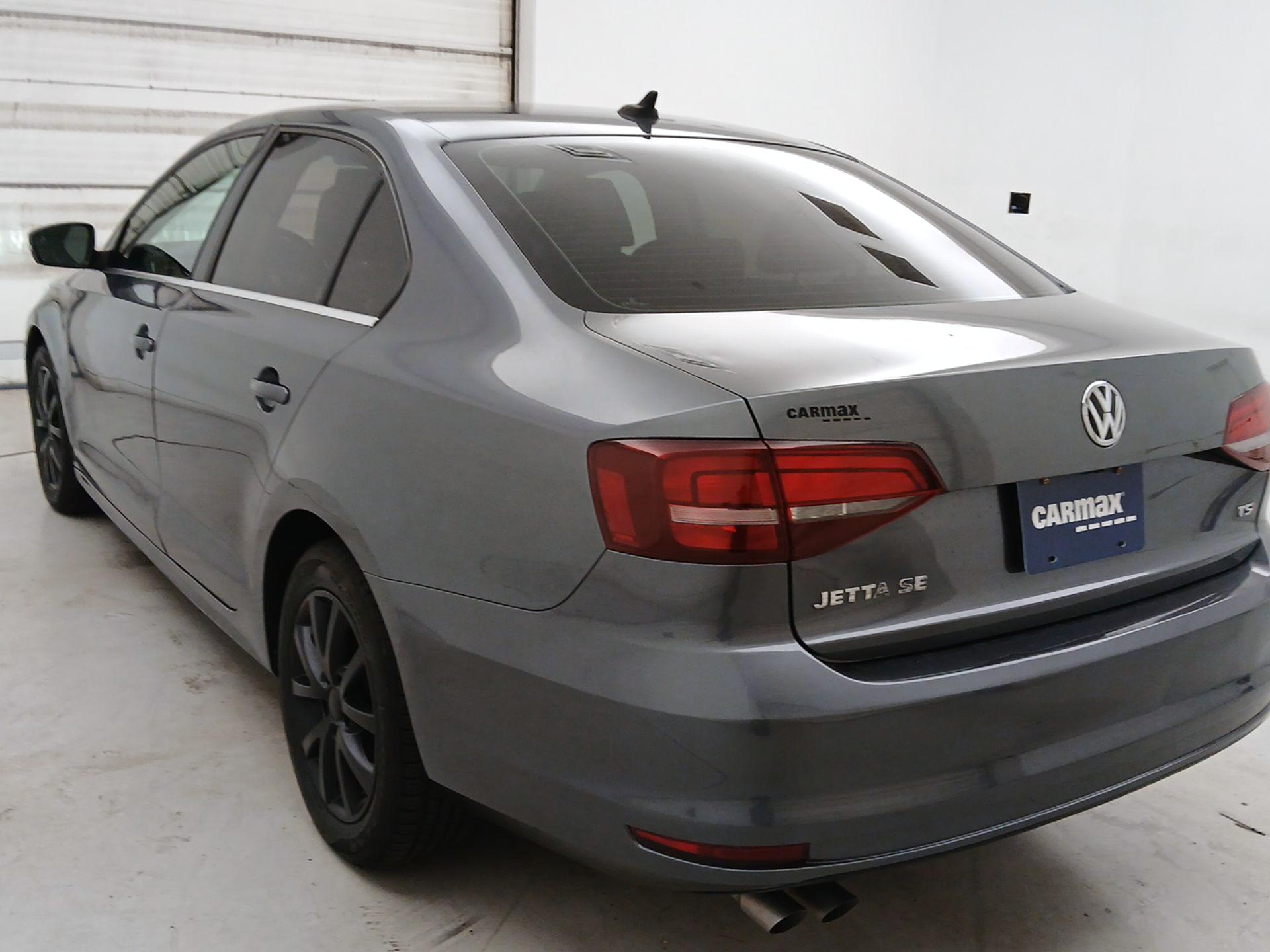 Thumbnail: 2017 Volkswagen Jetta - 7