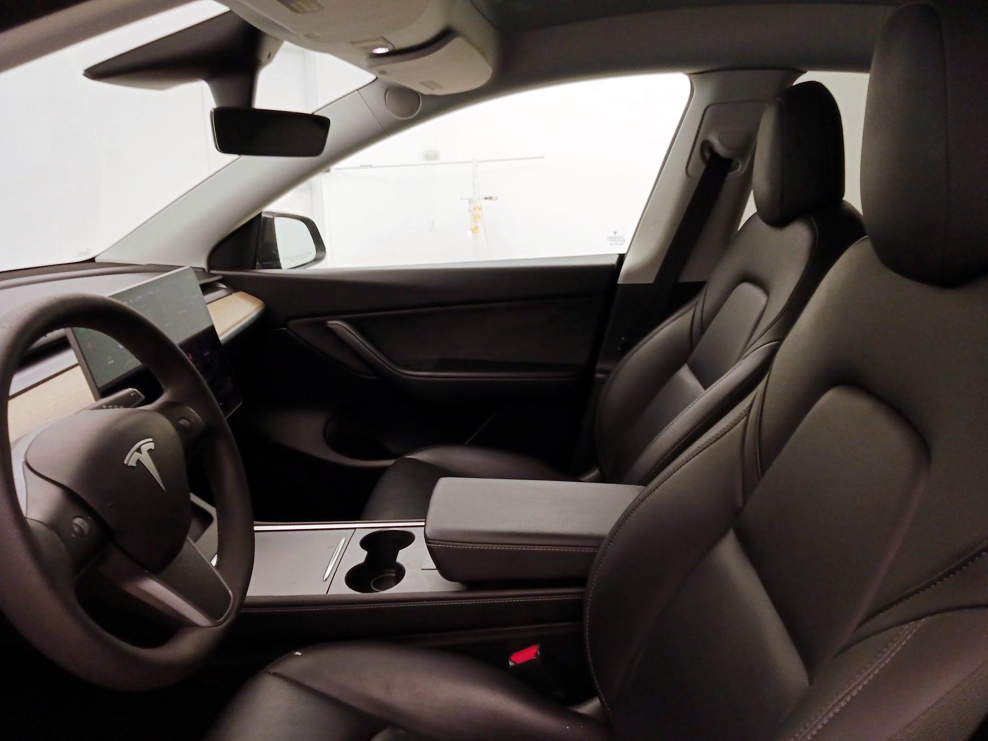 Thumbnail: 2021 Tesla Model Y - 11