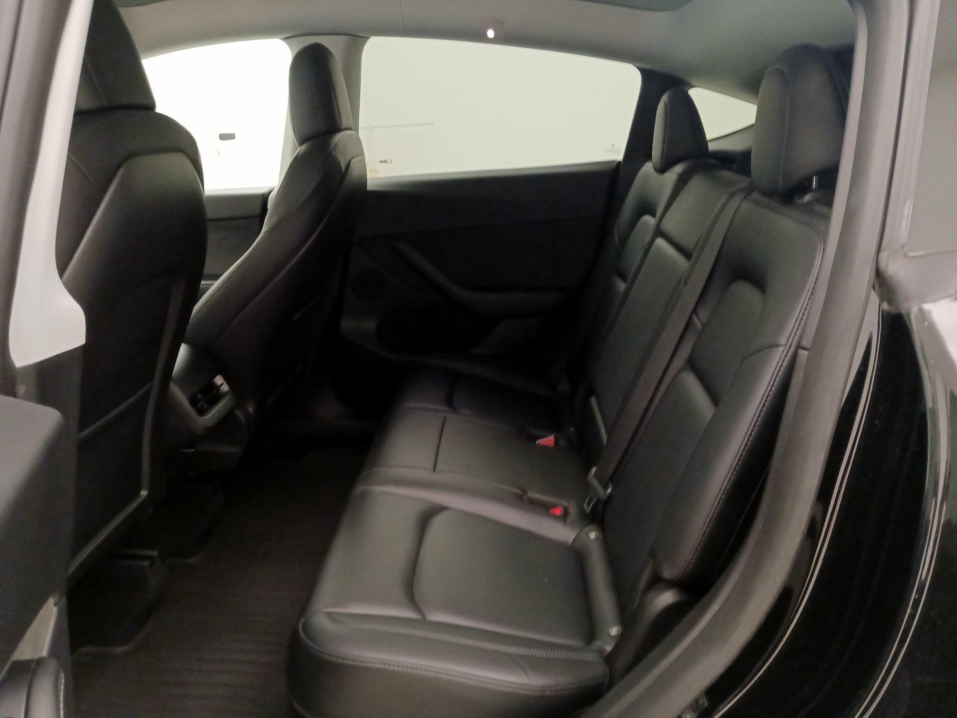 Thumbnail: 2021 Tesla Model Y - 19