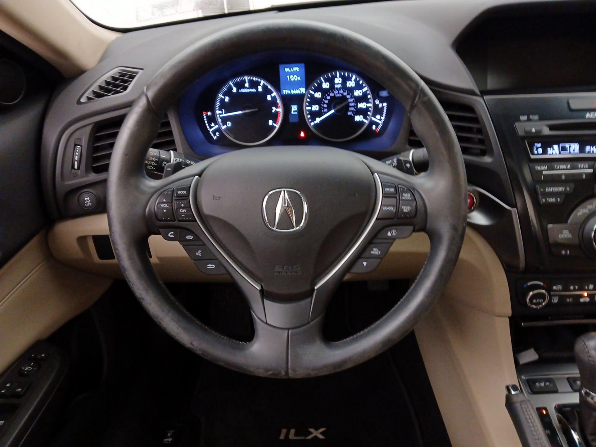 Thumbnail: 2014 Acura ILX - 10