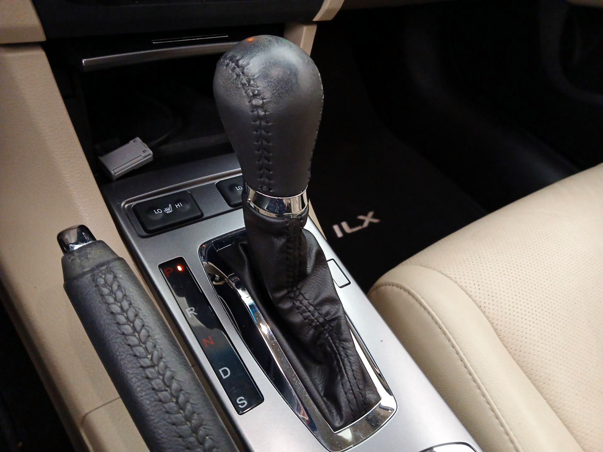 Thumbnail: 2014 Acura ILX - 16