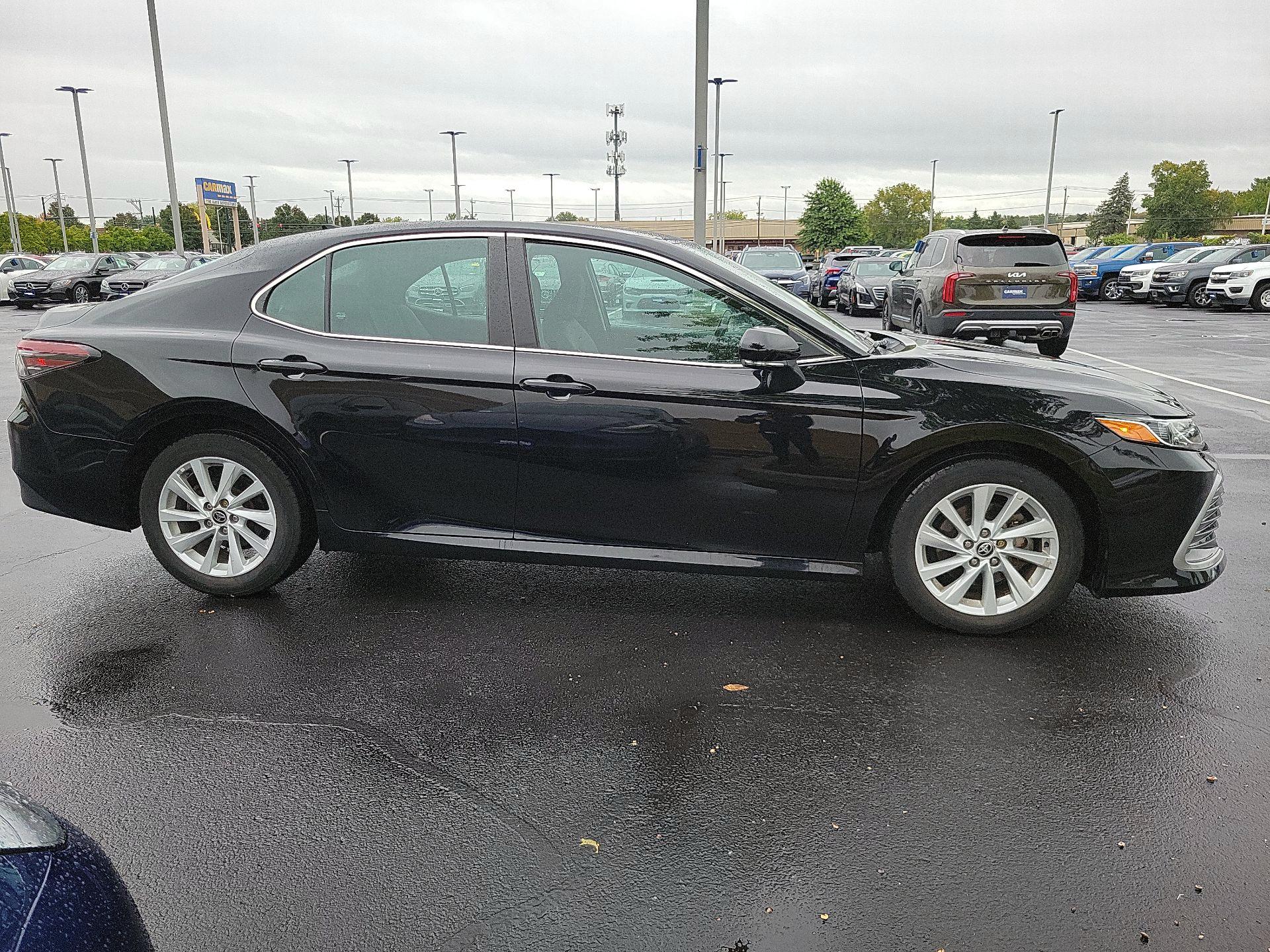 Thumbnail: 2021 Toyota Camry - 4