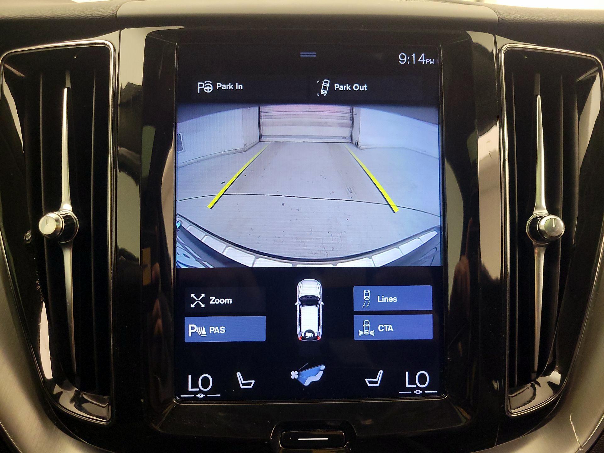 Thumbnail: 2019 Volvo XC60 - 15