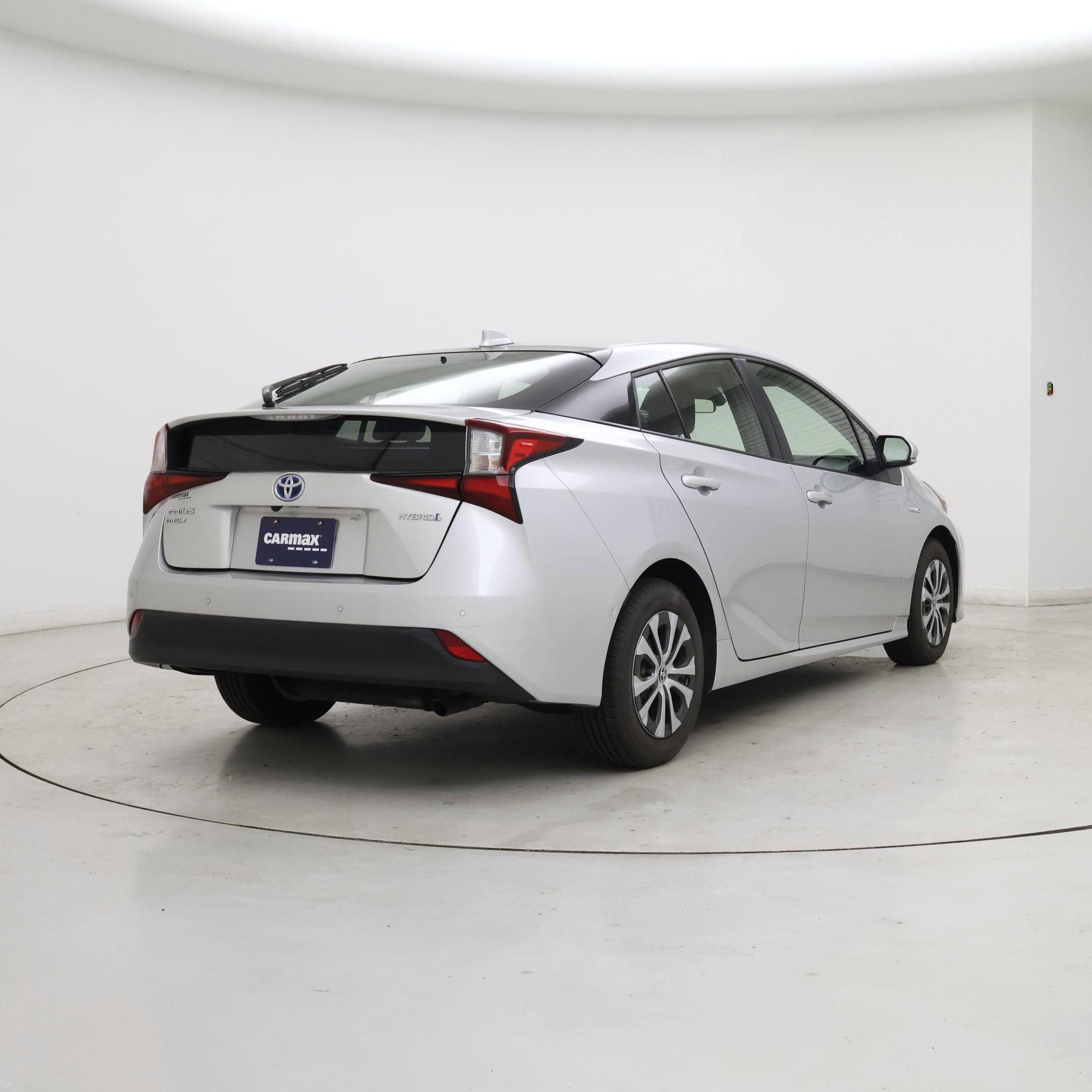 Thumbnail: 2021 Toyota Prius - 8