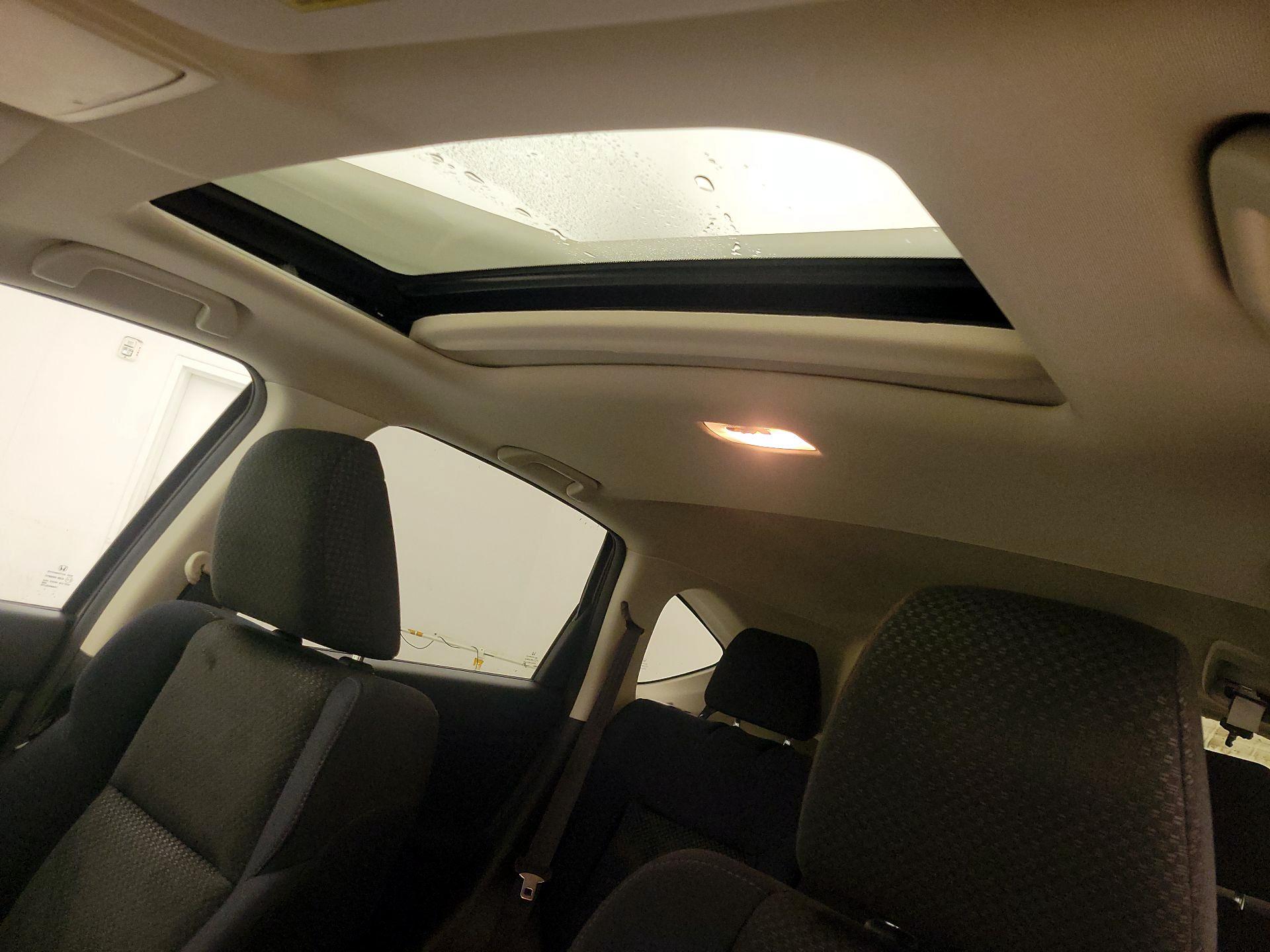 Thumbnail: 2015 Honda CR-V - 19