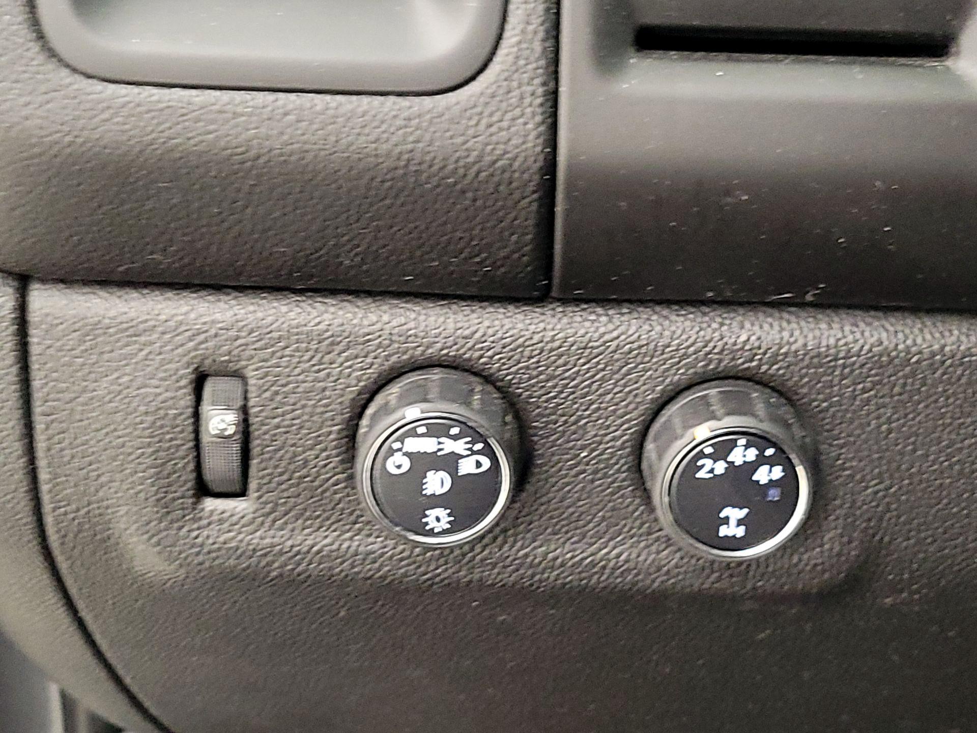 Thumbnail: 2016 Chevrolet Colorado - 13